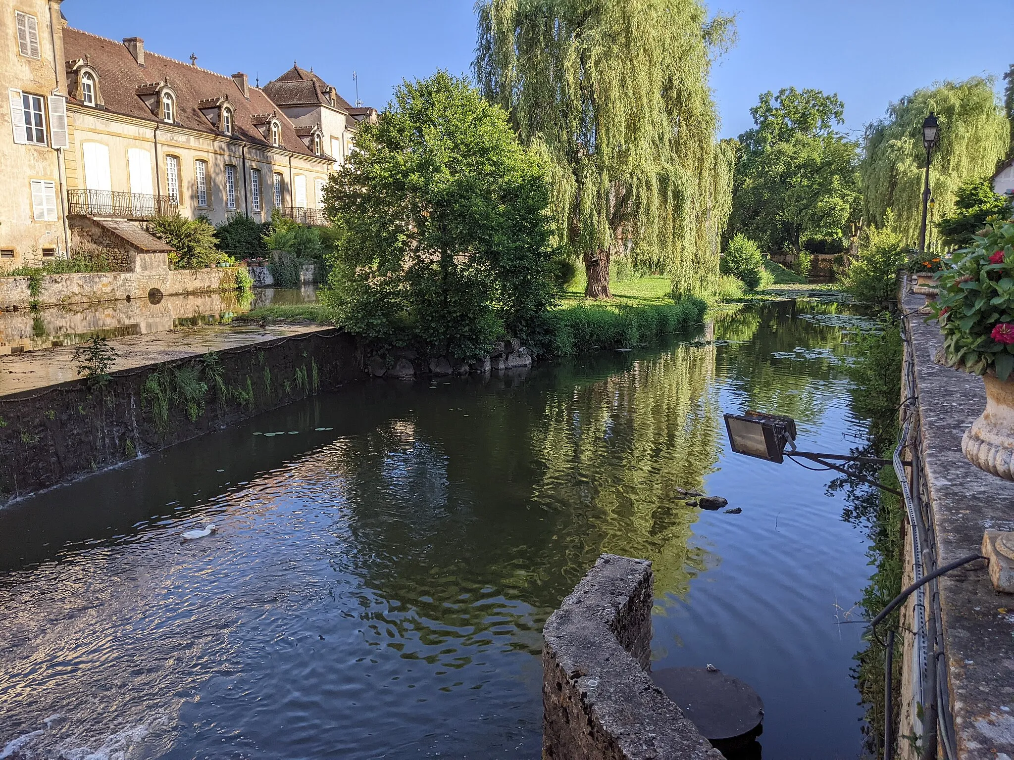 Photo showing: Vue de l'Arconce à Charolles (Saône-et-Loire, France).