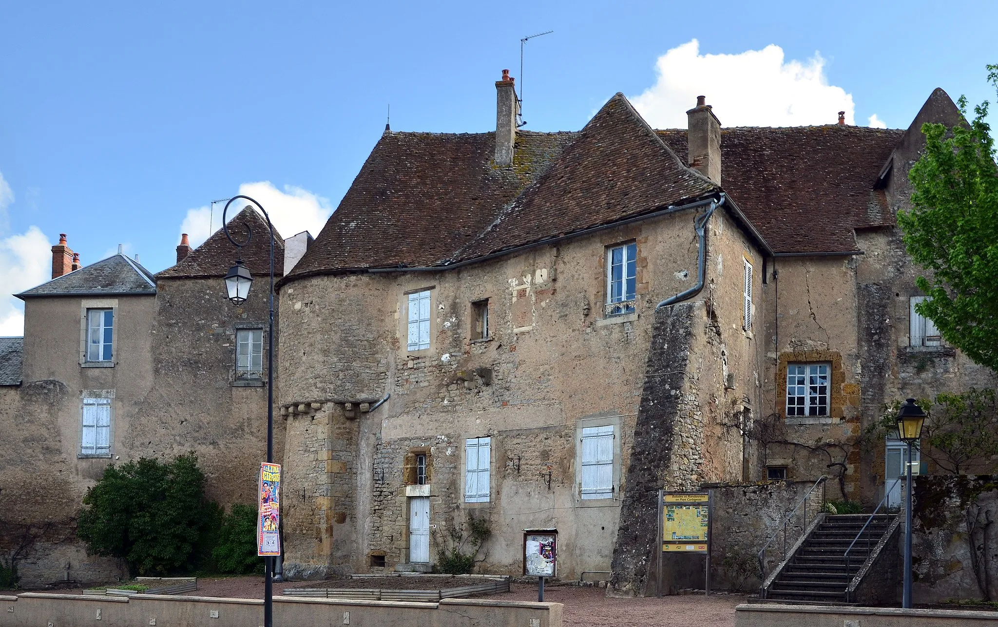 Photo showing: Vielles maisons à Corbigny, Nièvre, France