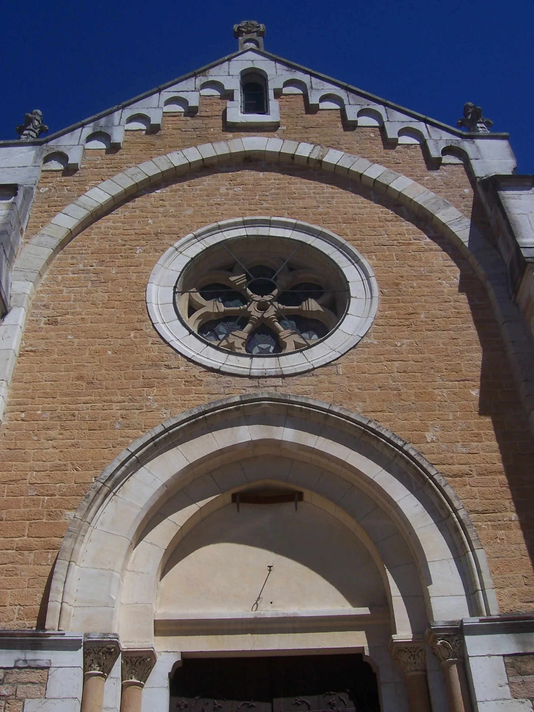 Photo showing: Eglise de Cuiseaux