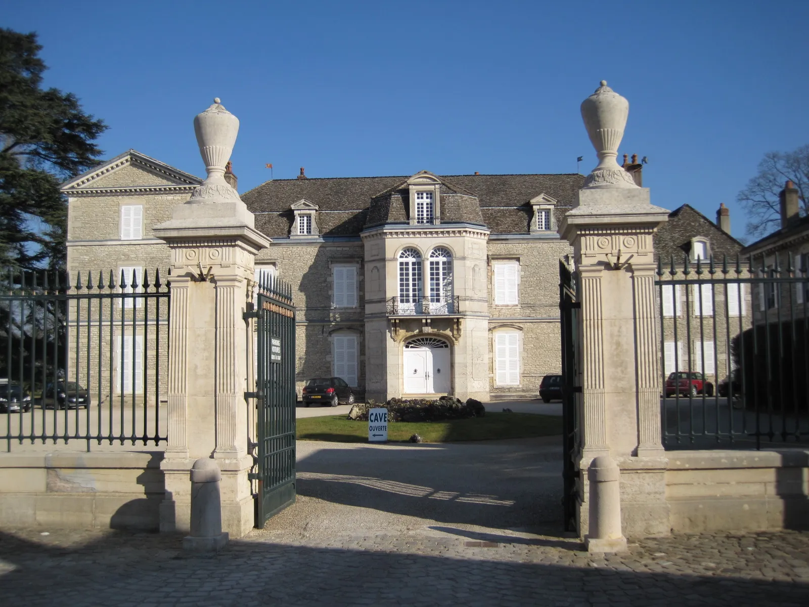 Photo showing: Château de Meursault - Bourgogne