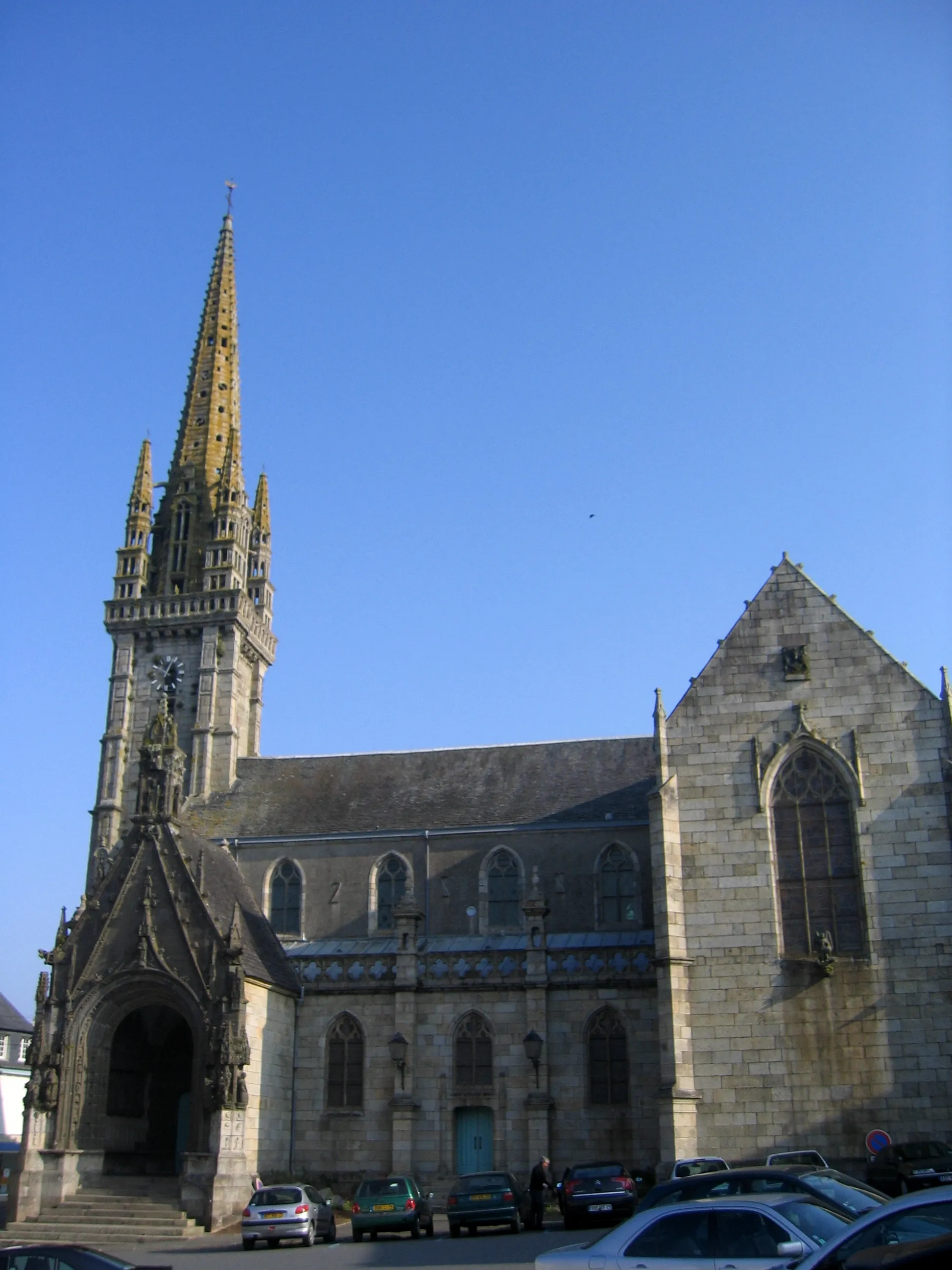 Photo showing: Vue de l'église de Landivisiau