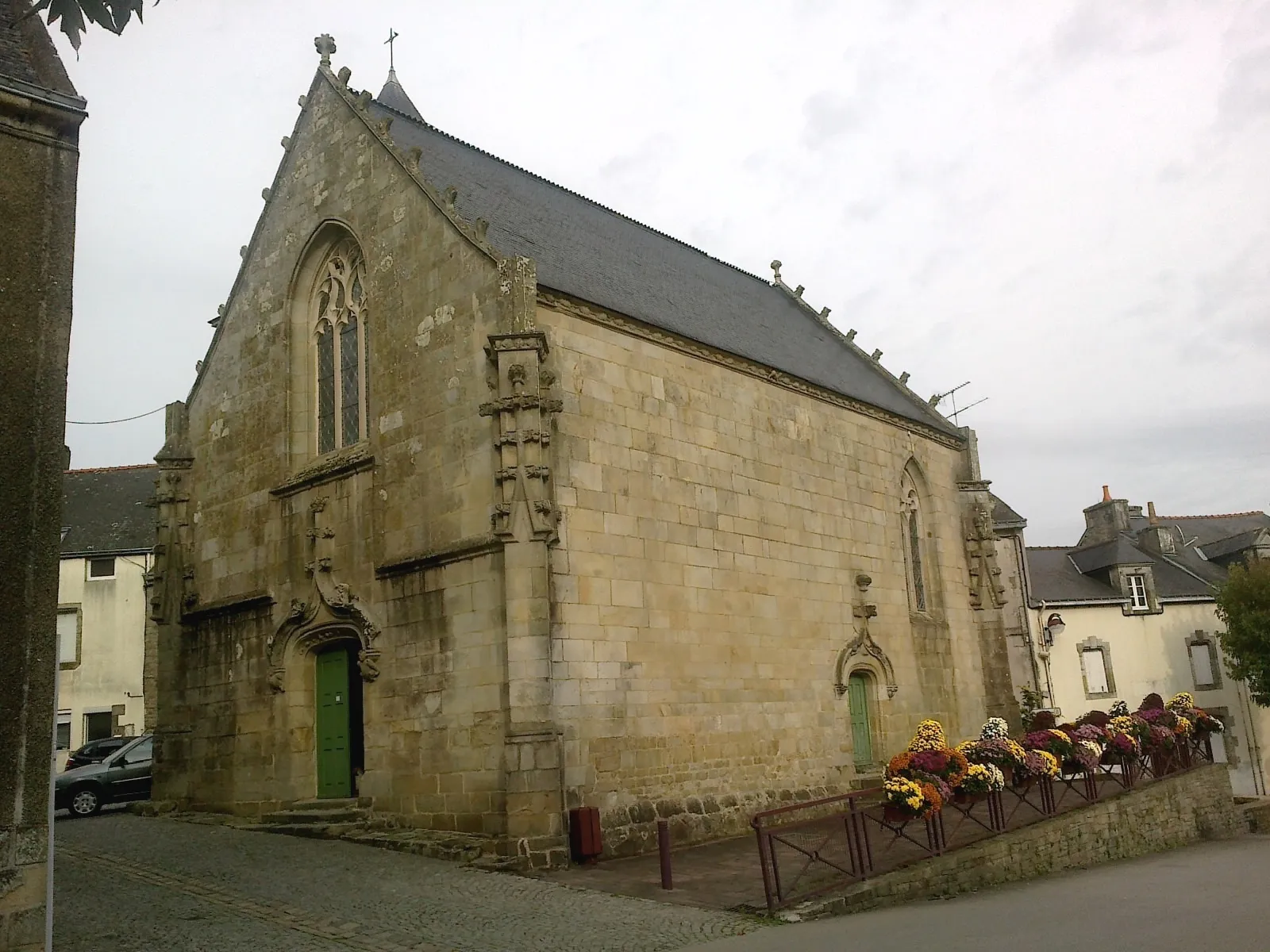 Photo showing: Morbihan Locmine Chapelle Congregation 24102013