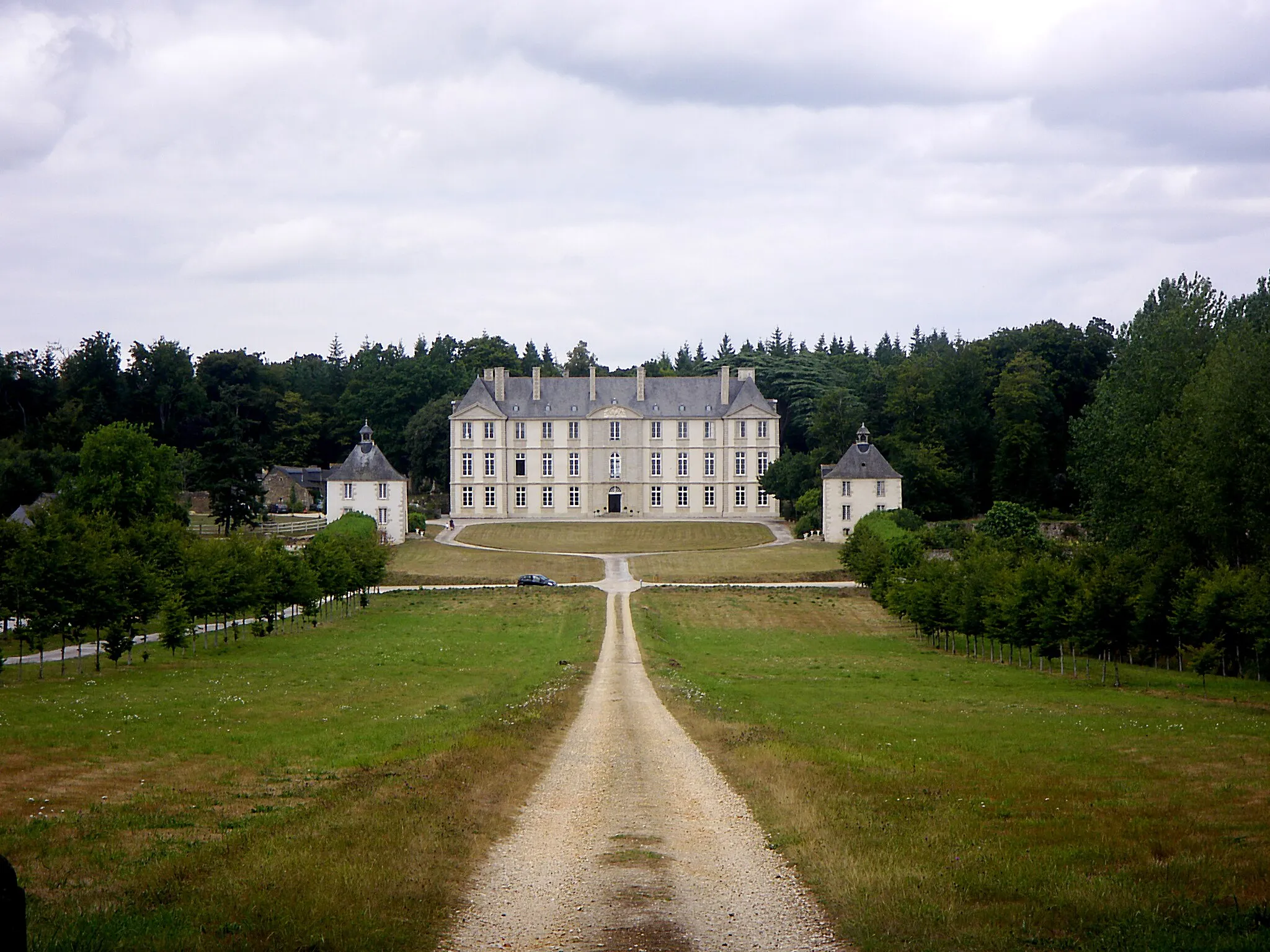 Photo showing: This building is classé au titre des monuments historiques de la France. It is indexed in the base Mérimée, a database of architectural heritage maintained by the French Ministry of Culture, under the reference PA00091413 .