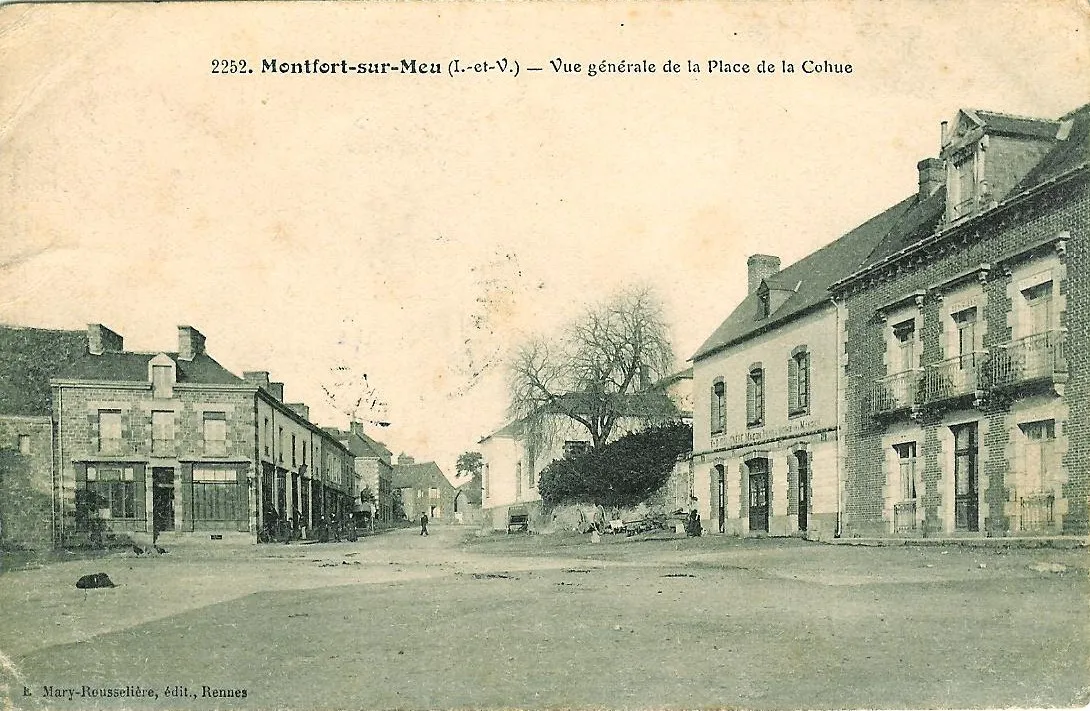 Photo showing: Place de la Cohu, à Montfort-sur-Meu.