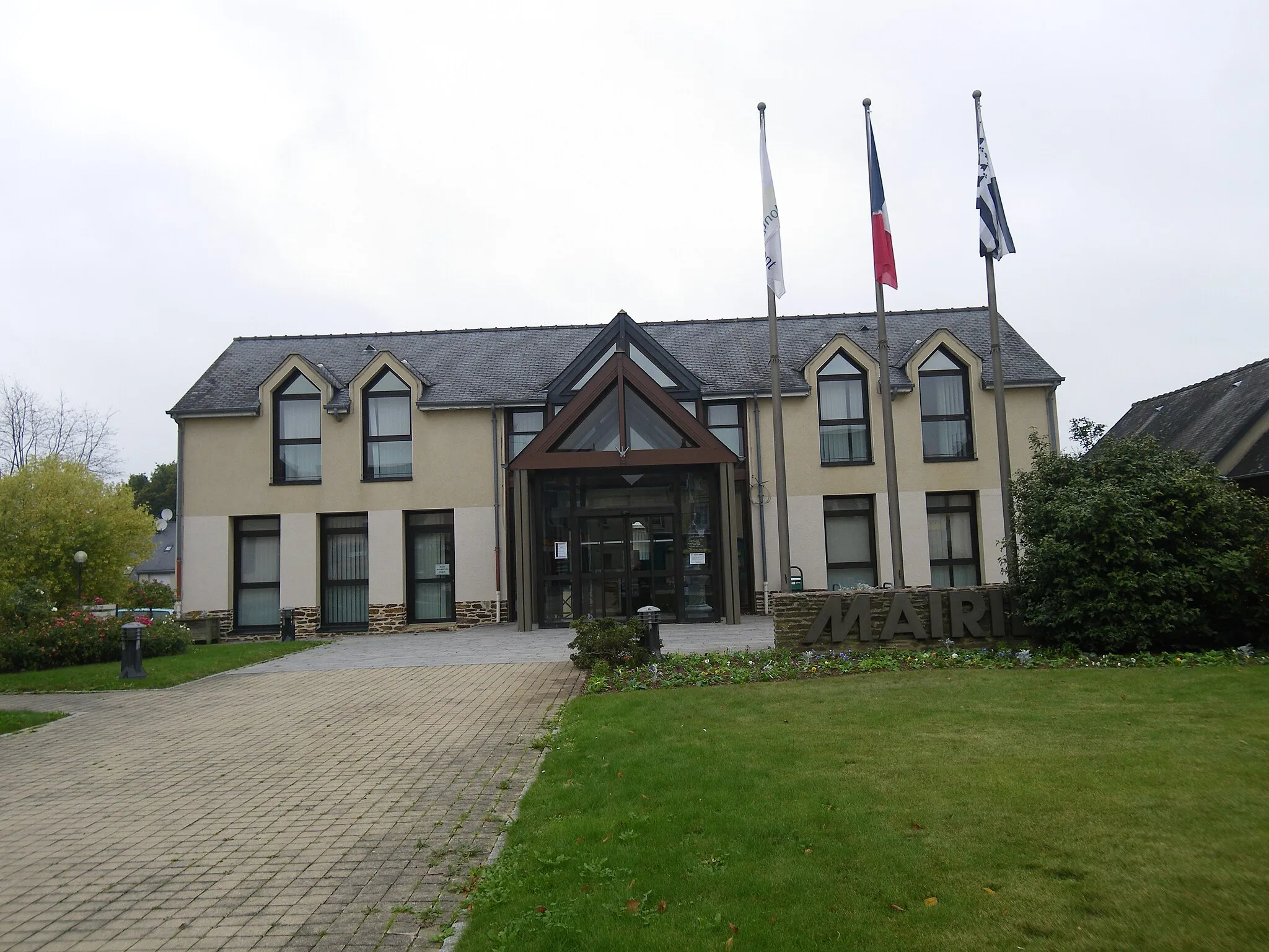 Photo showing: la mairie de montgermont