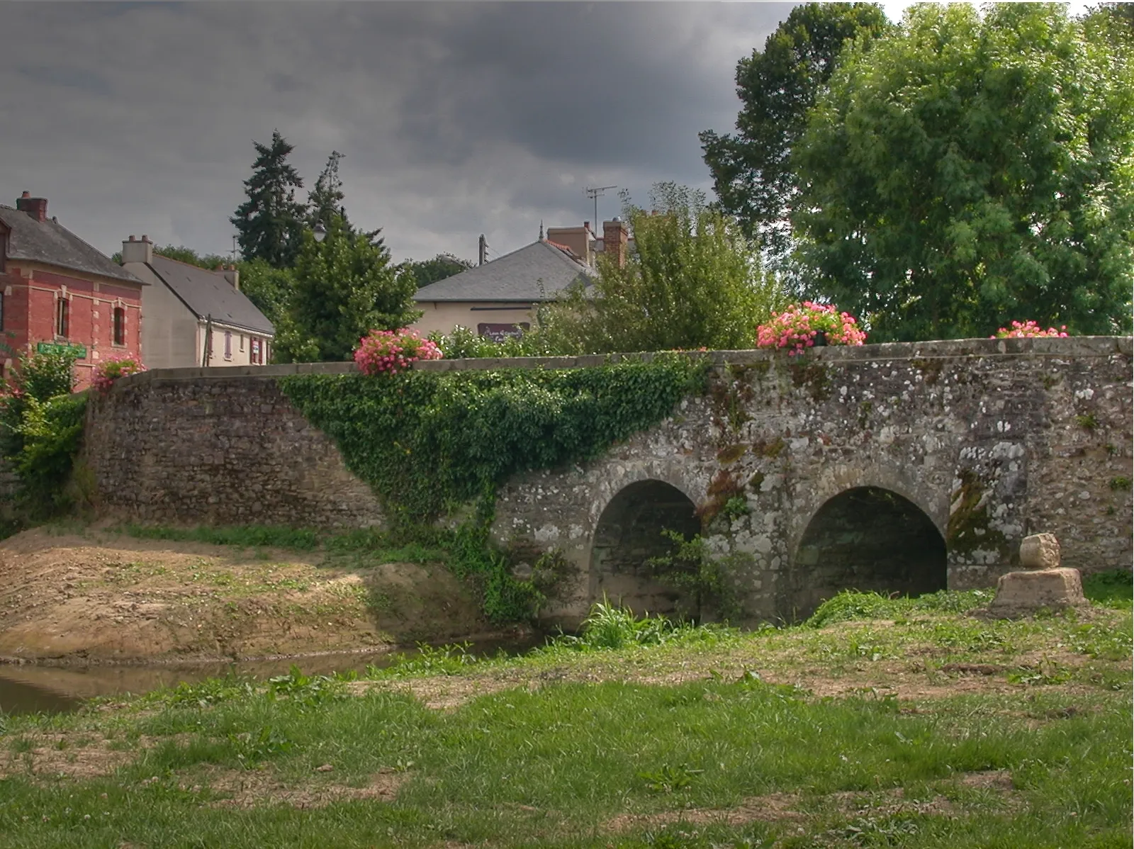 Photo showing: The bridge of Pacé, Ille-et-Vilaine over the Flume River