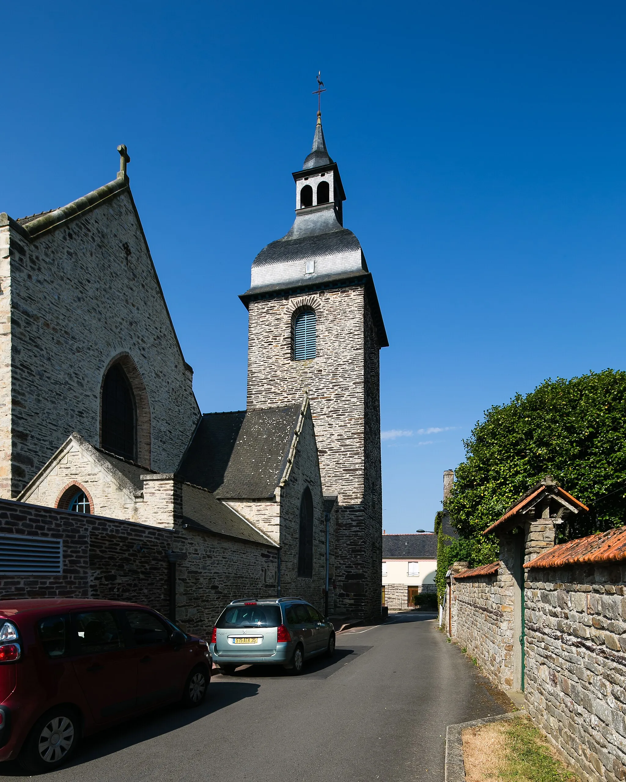 Photo showing: Tour de l'église Saint-Pierre de Plélan-le-Grand (France).