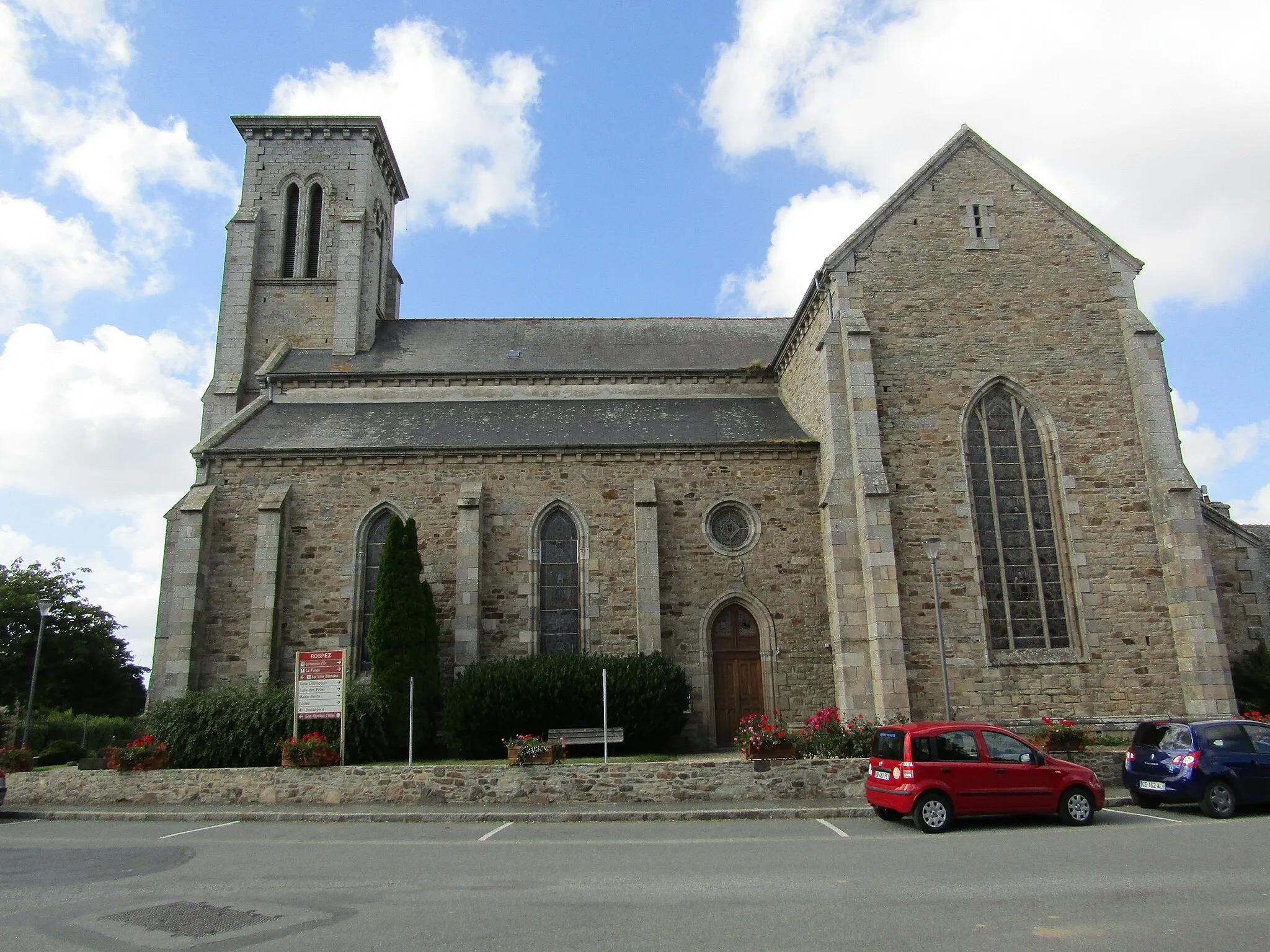 Photo showing: L'Église Saint-Pierre et Saint-Paul de Rospez