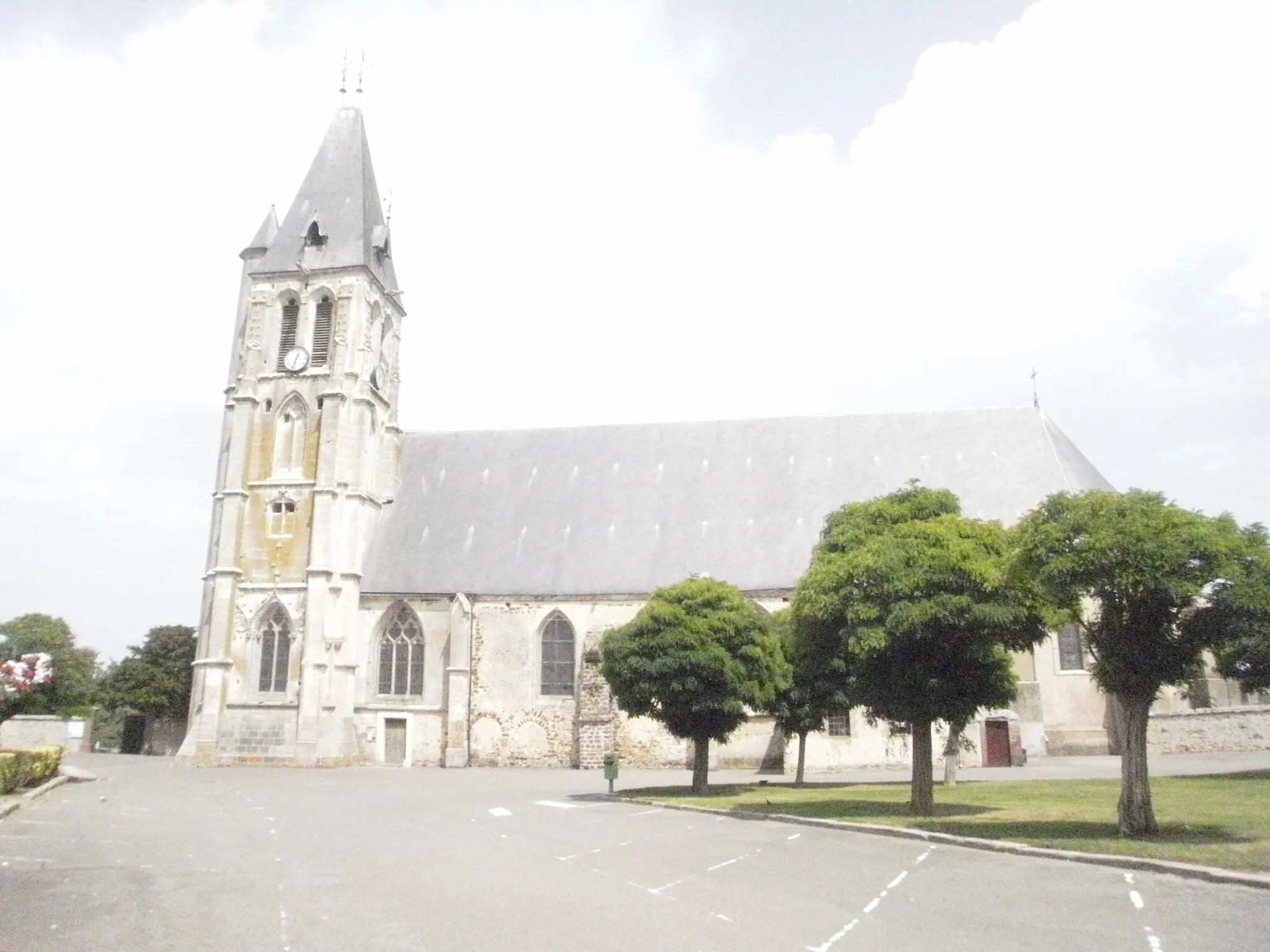 Photo showing: Église Saint-Nicolas de Brezolles, Eure-et-Loir (France).
