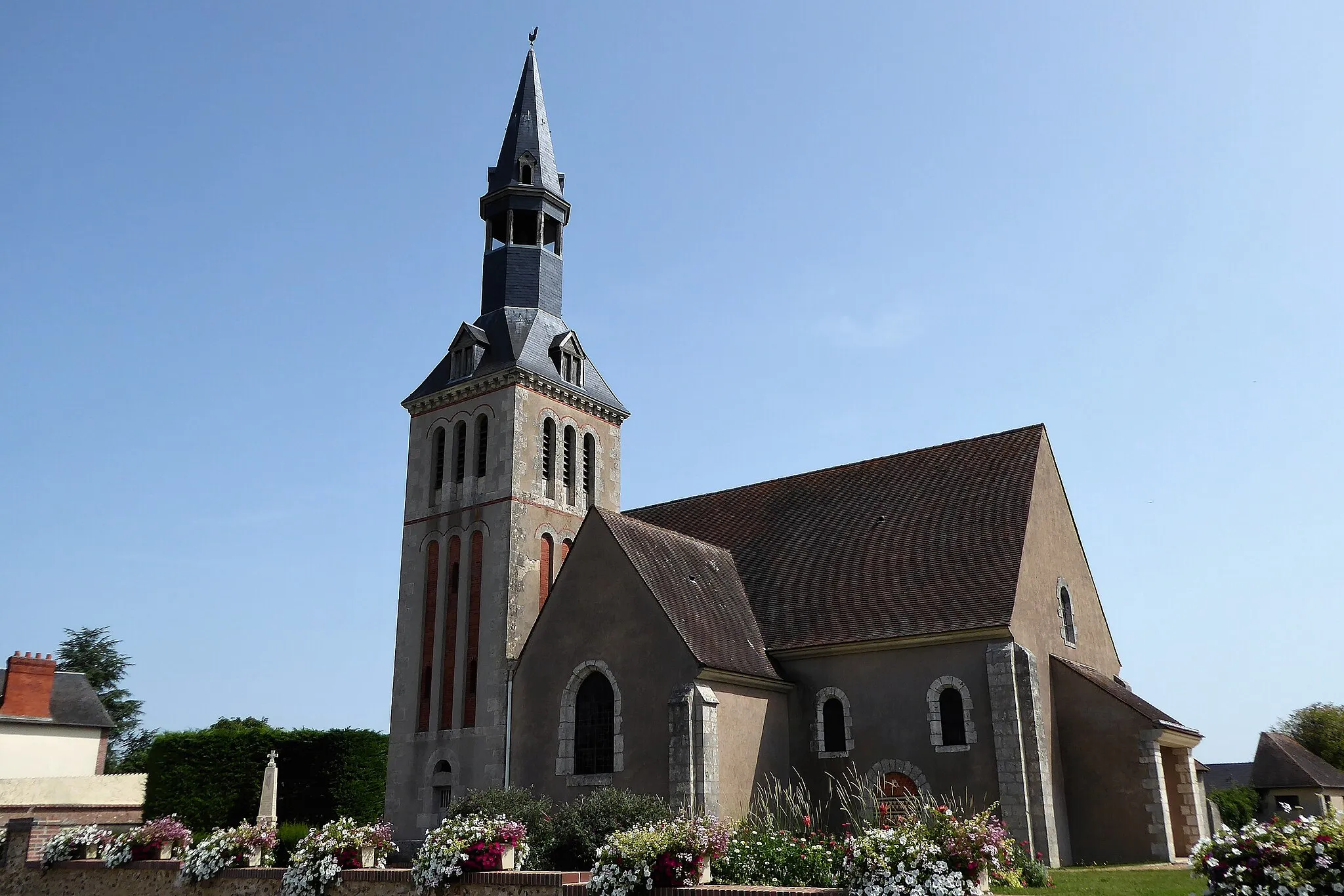 Photo showing: église Saint-Denis, Champhol, Eure-et-Loir (France).