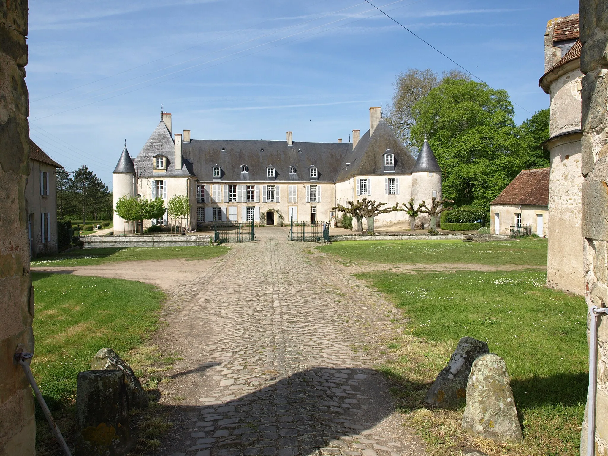 Photo showing: Chateau d'Autry