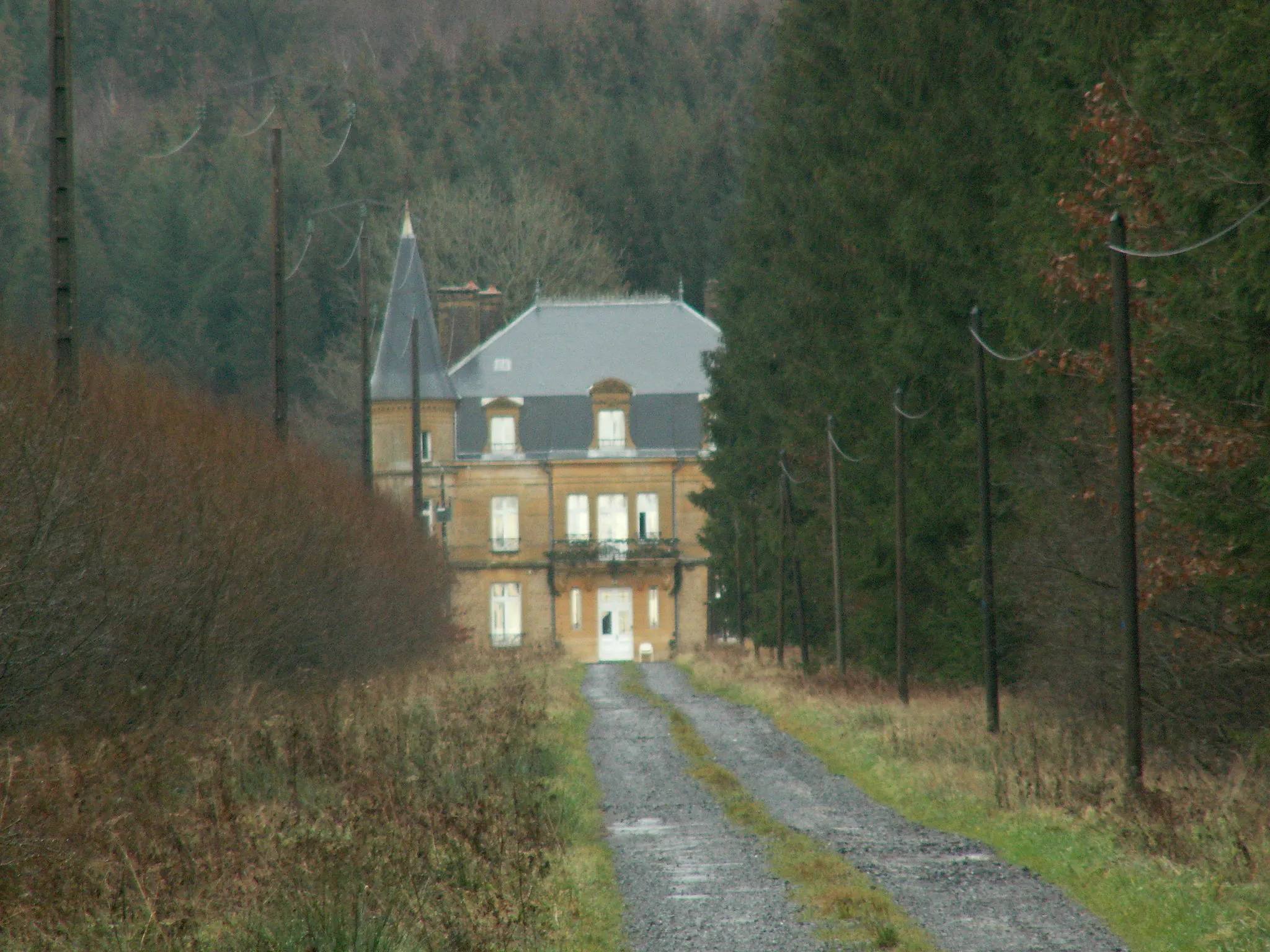 Photo showing: Chateau du Sautou, where lived w:fr:Michel Fourniret