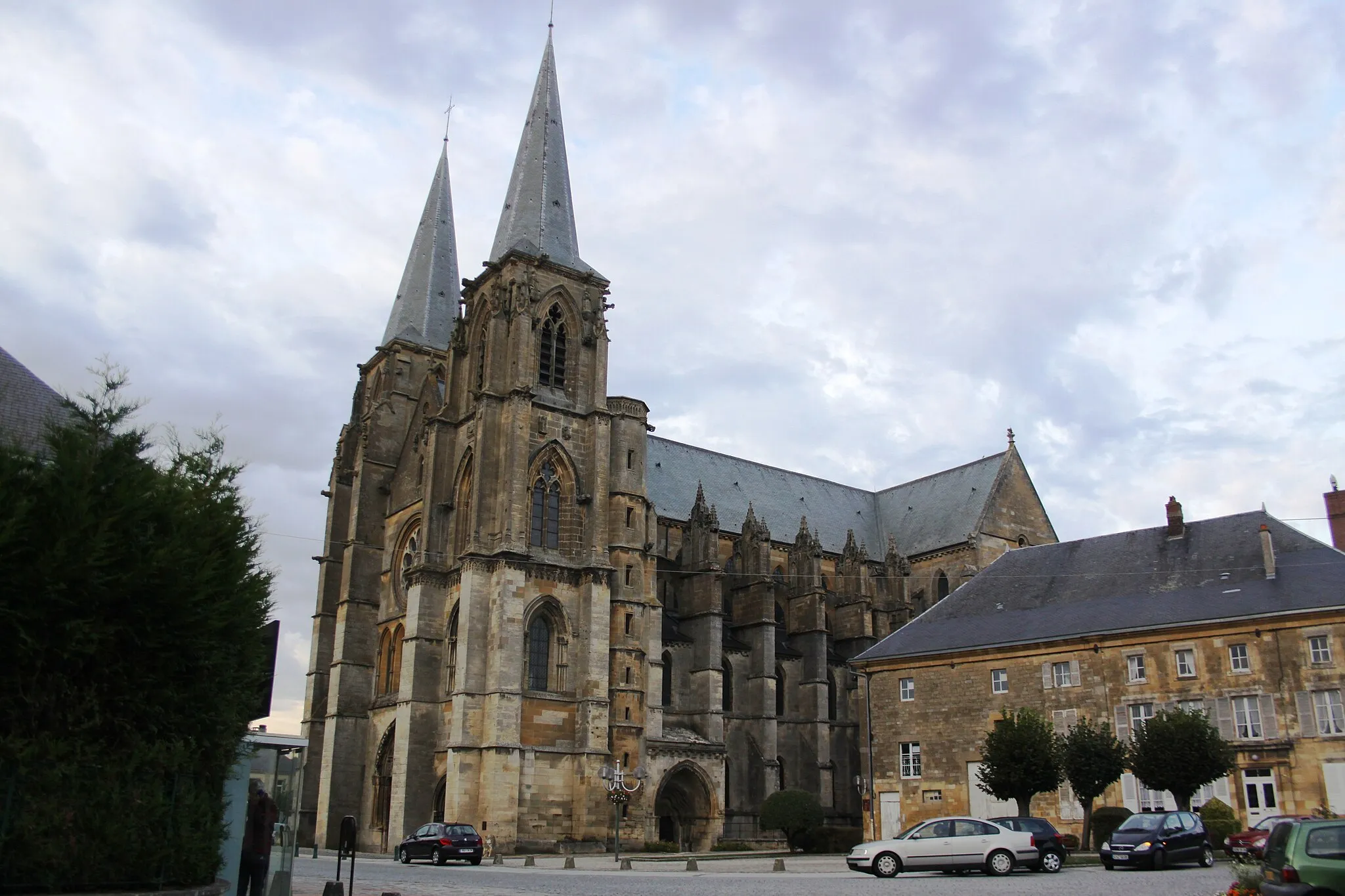 Photo showing: This building is indexed in the base Mérimée, a database of architectural heritage maintained by the French Ministry of Culture, under the reference PA00078471 .