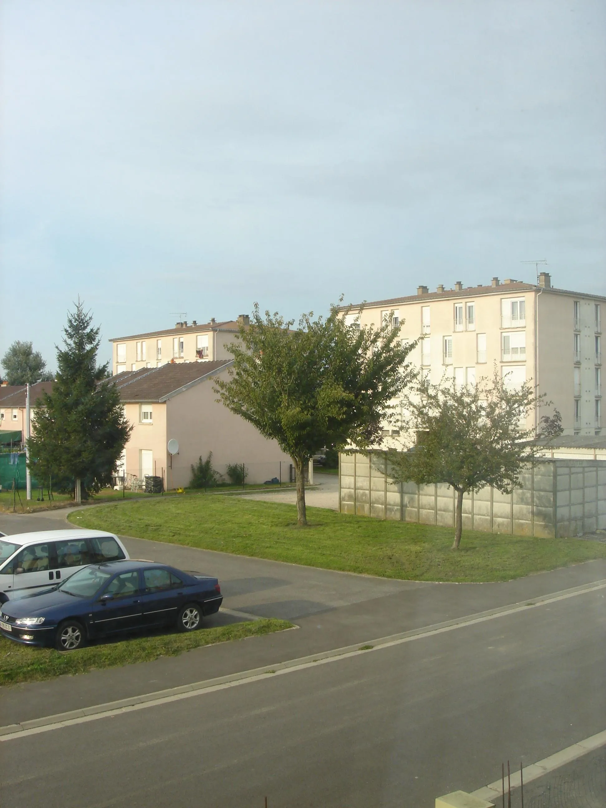 Photo showing: View of Pargny-sur-Saulx, France
