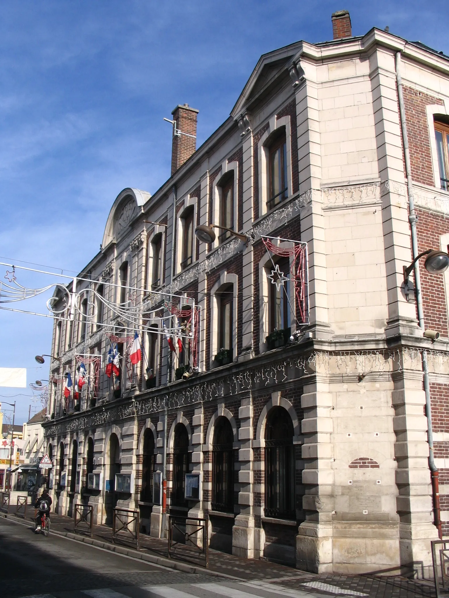 Photo showing: The town hall of Romilly-sur-Seine, Aube, France.