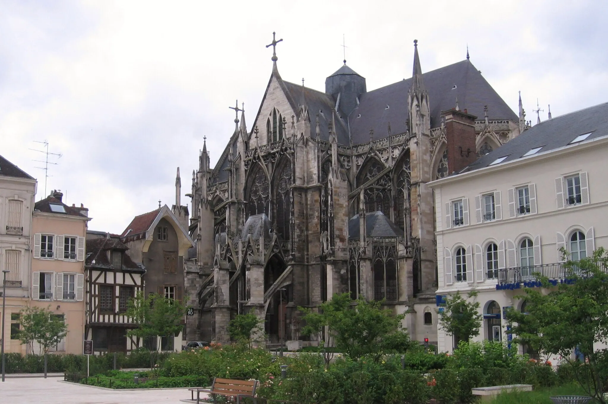 Photo showing: Exterieur de l'église