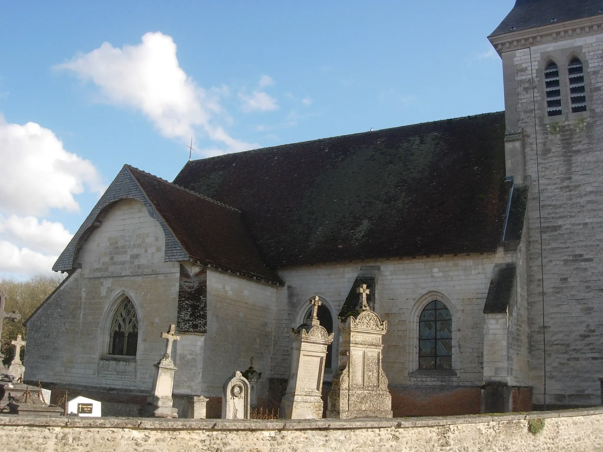 Photo showing: Eglise et cimetière de Verrières (Aube)