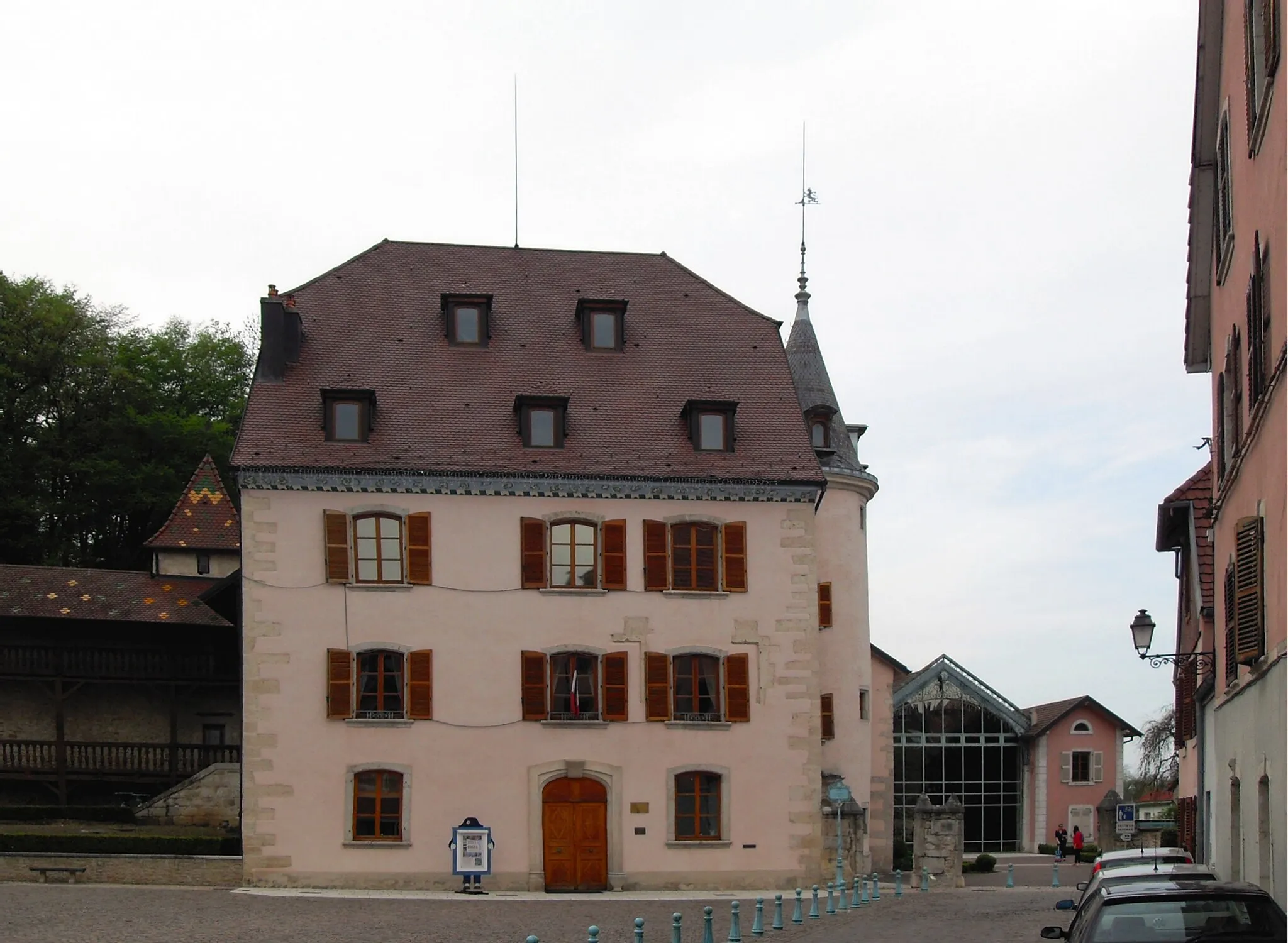 Photo showing: La maison Lourdel, aujour'hui l'hôtel de ville de Delle