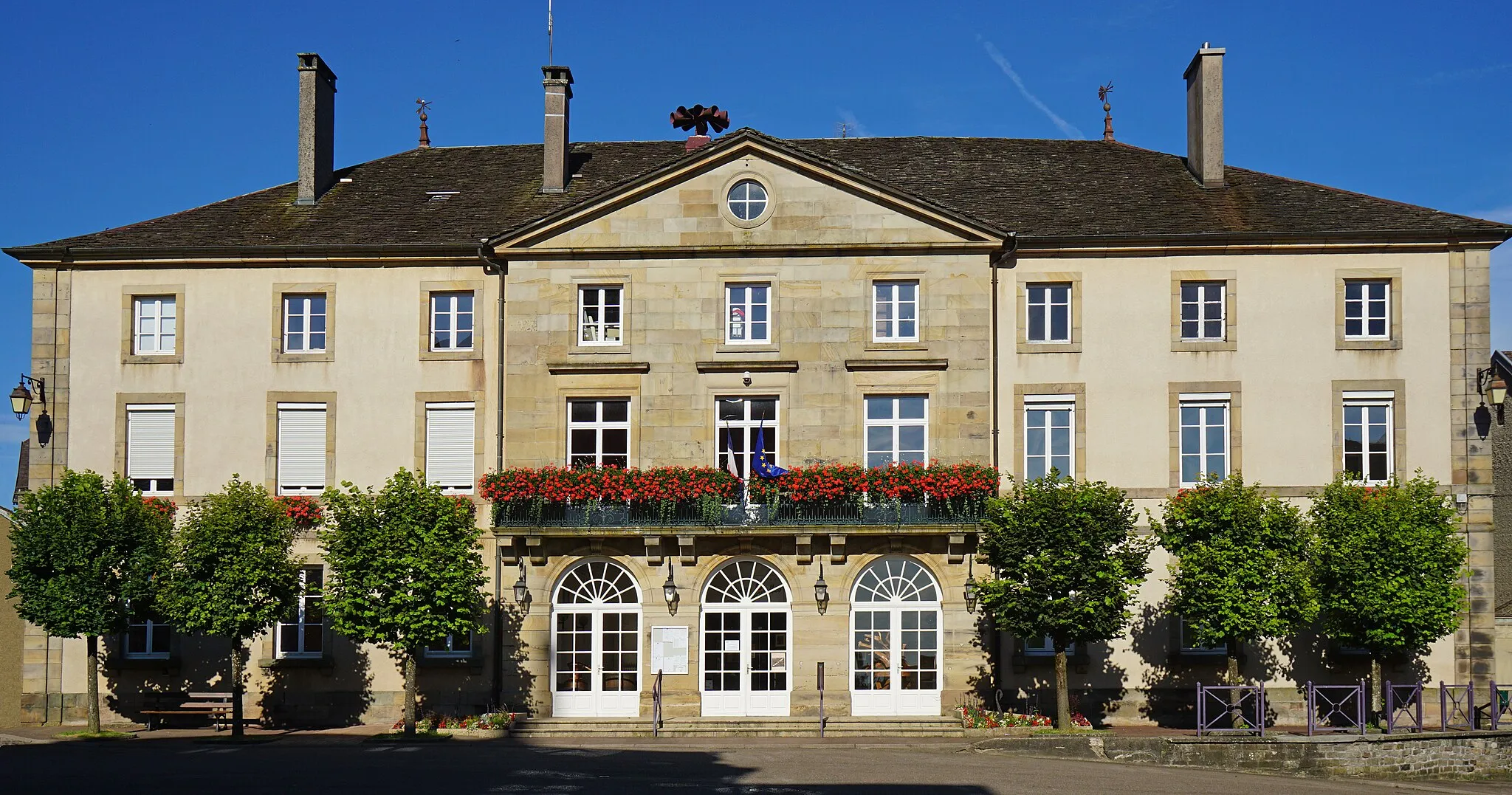 Photo showing: Mairie de Fougerolles (Haute-Saône).