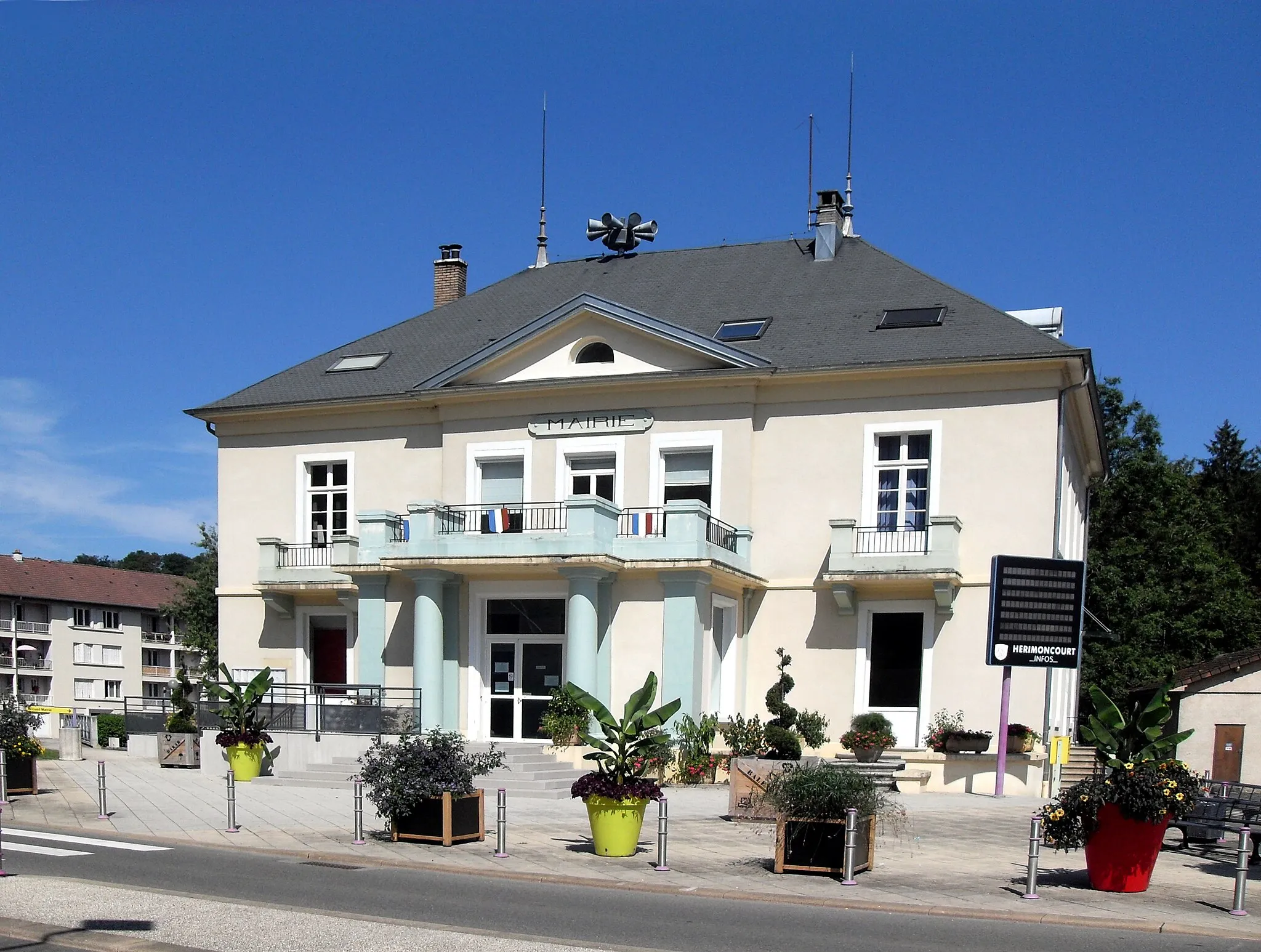 Photo showing: La mairie d'Hérimoncourt