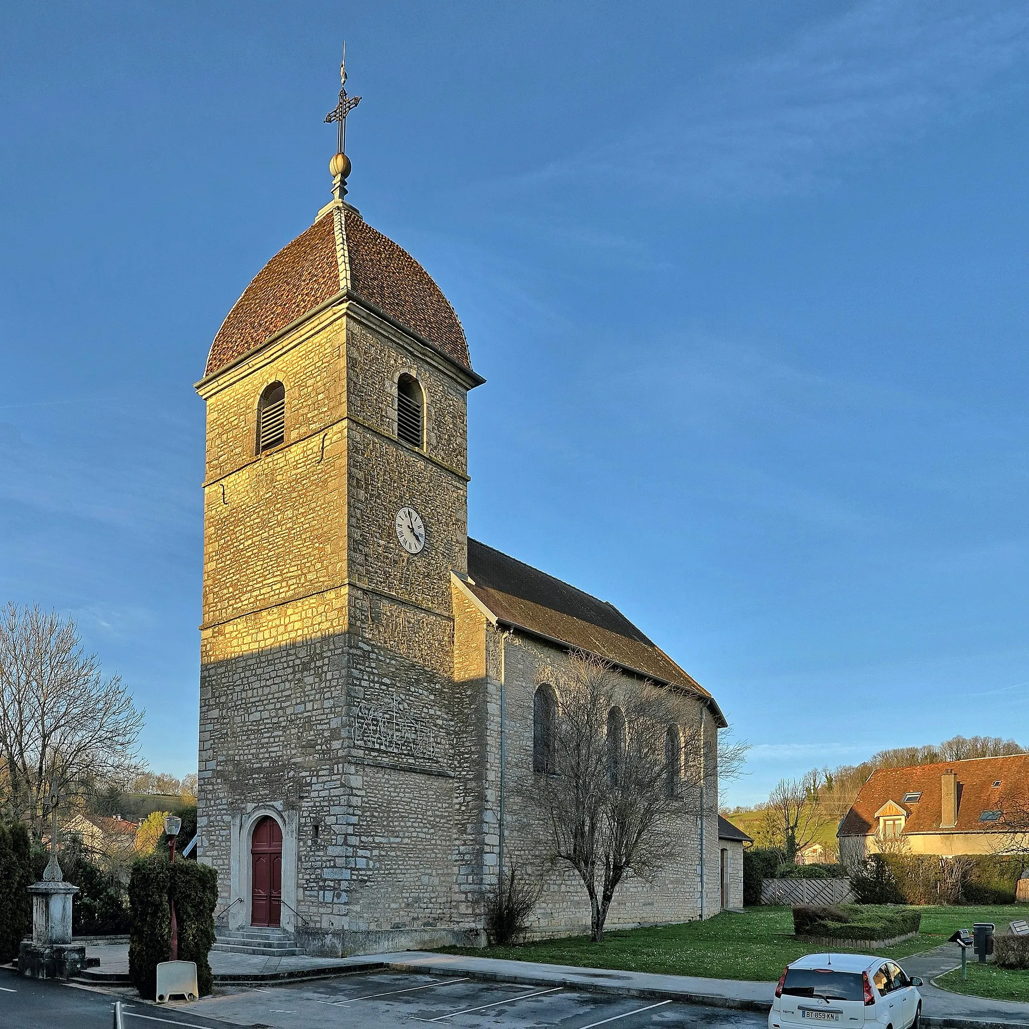 Photo showing: L'église Saint-Ferréol et Saint-Ferjeux