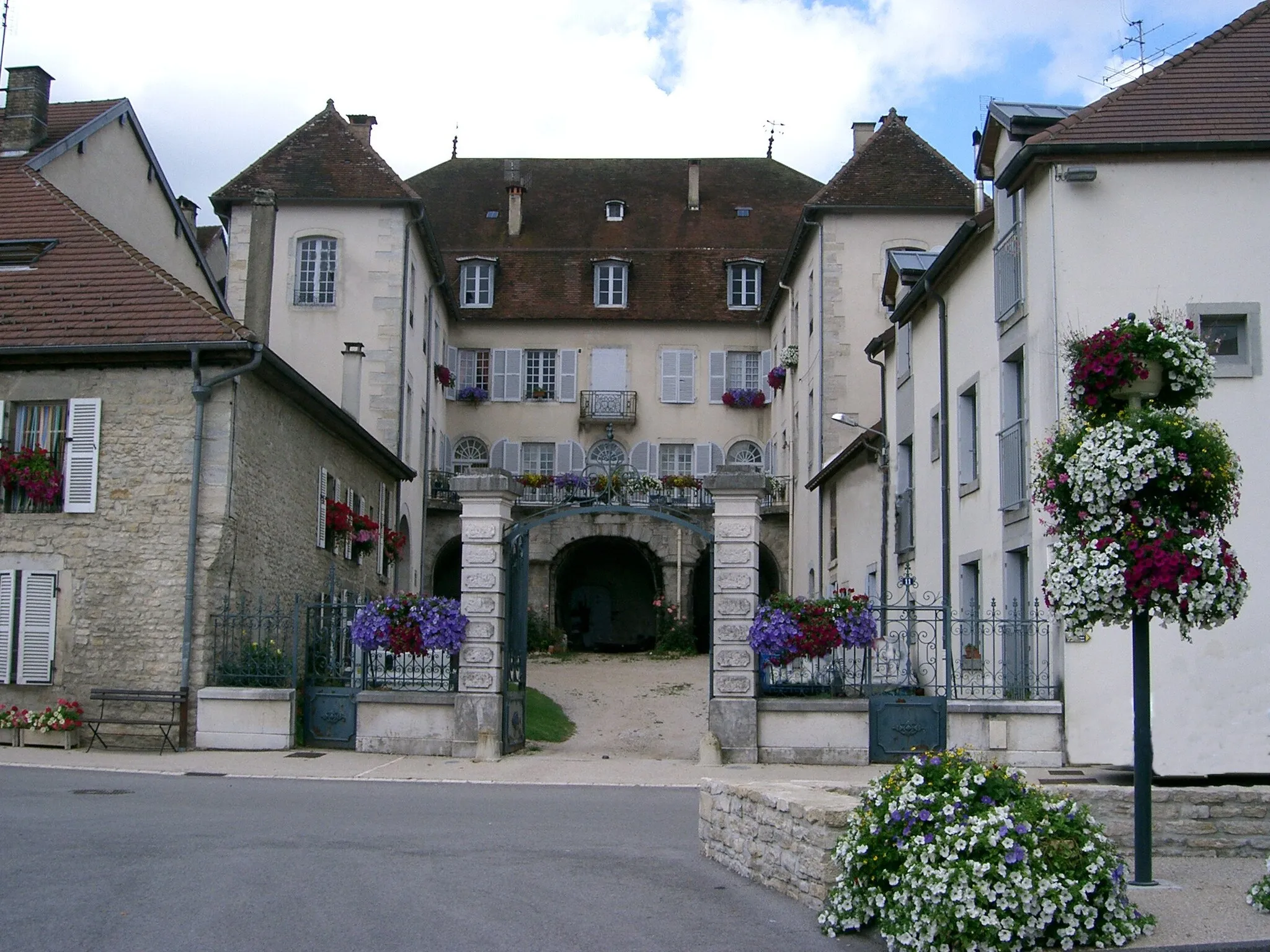Photo showing: Orgelet (Jura - France) - vieille demeure