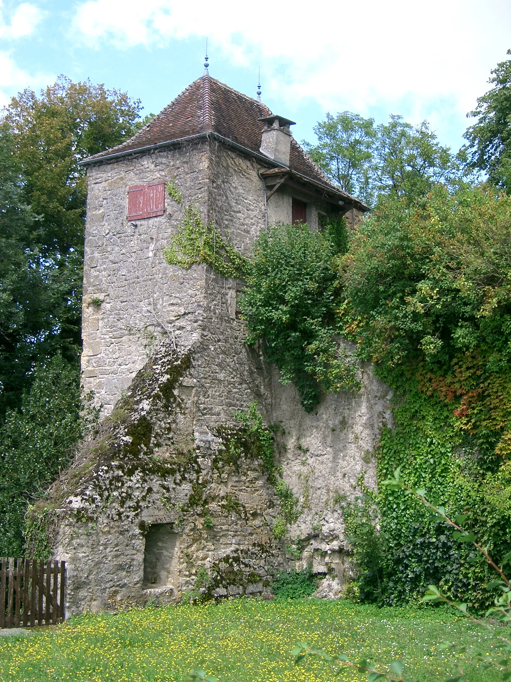 Photo showing: Orgelet (Jura - France) - tour fortifiée