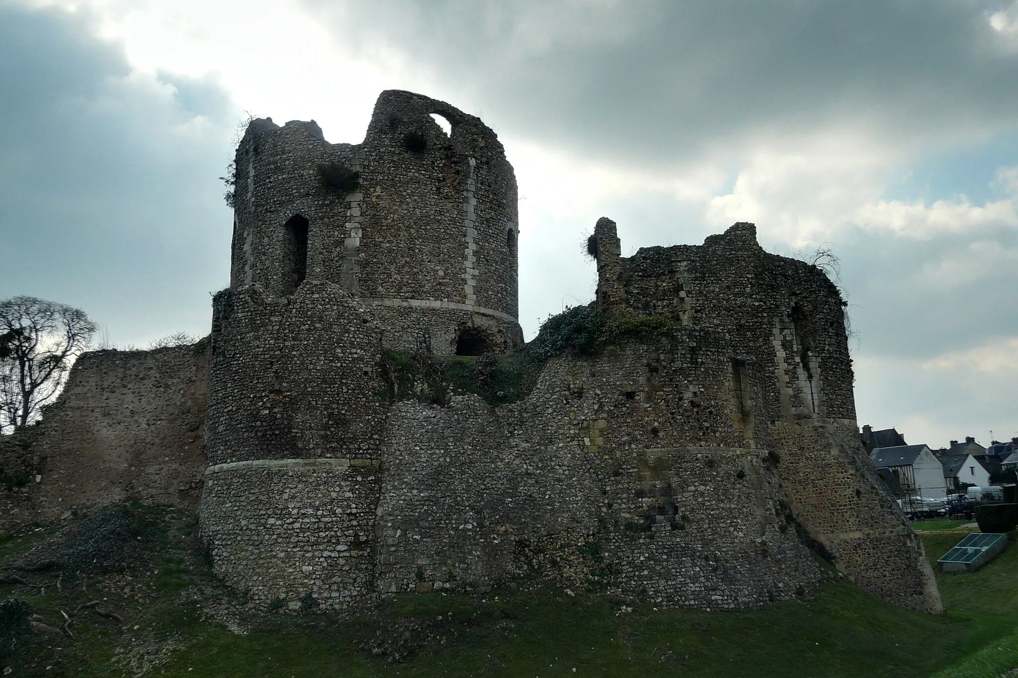 Photo showing: Keep at Conches-en-Ouche, Eure, France