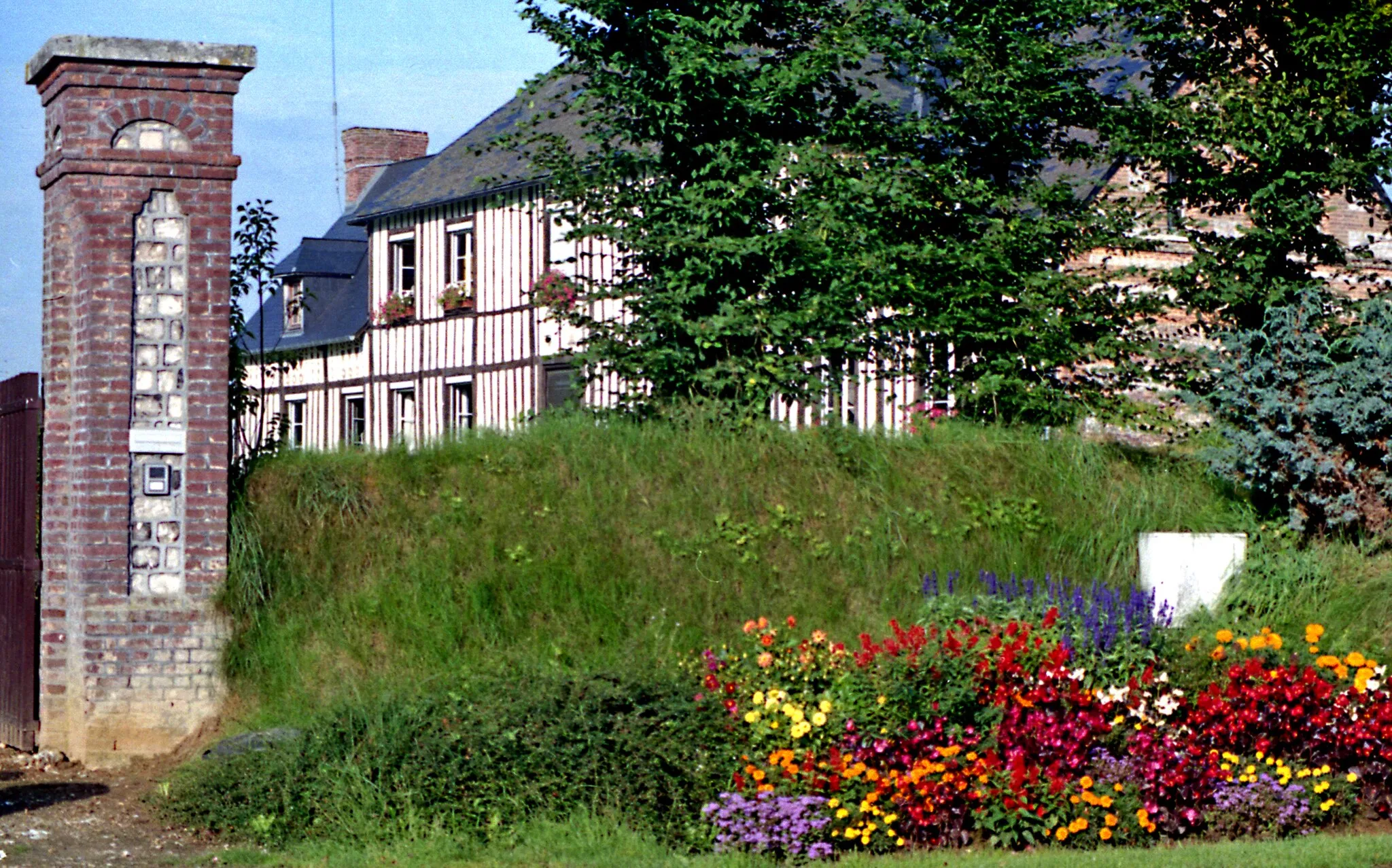 Photo showing: Yvetot, Normandy, France, 1987