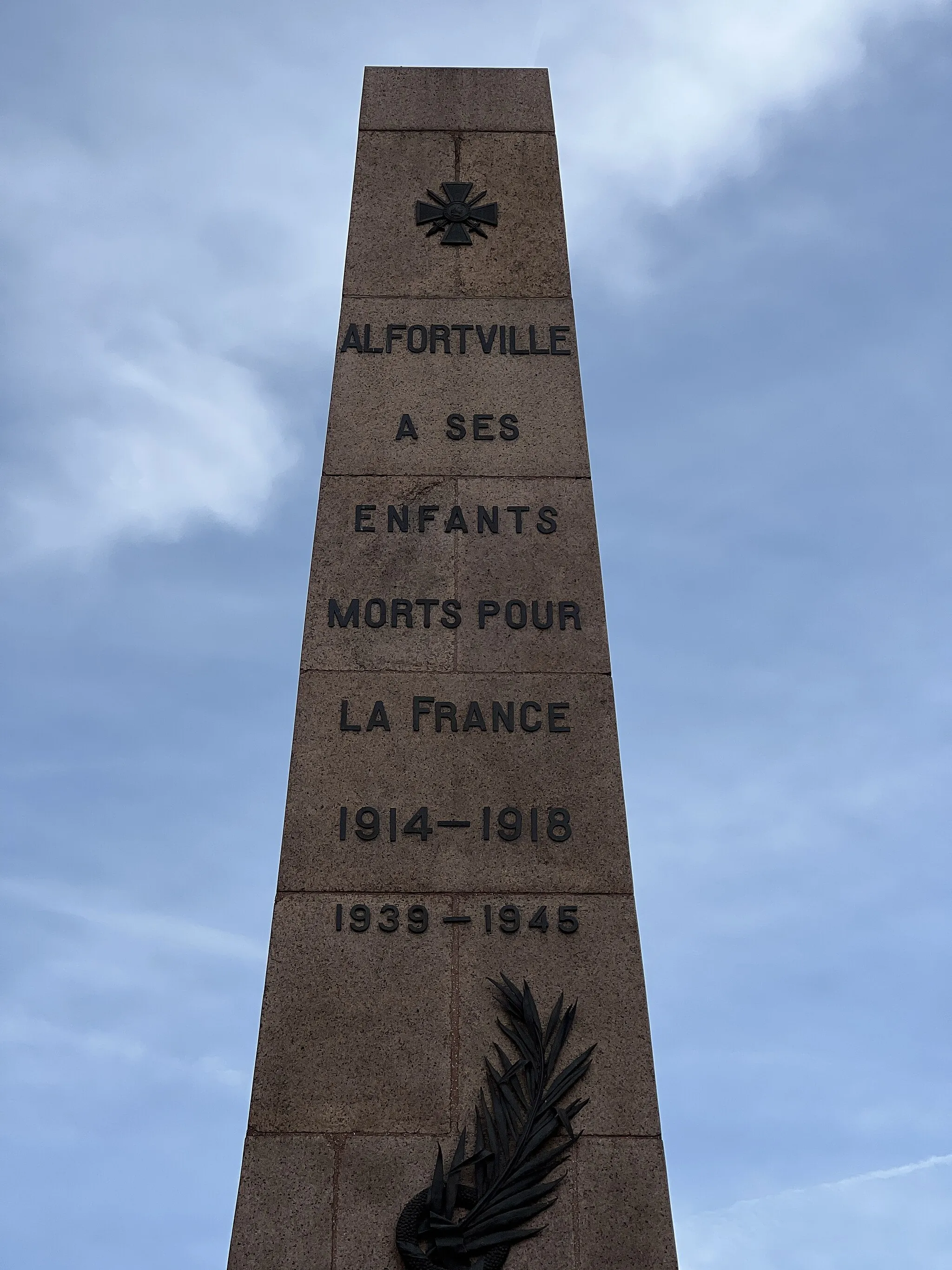 Photo showing: Monument aux morts d'Alfortville.