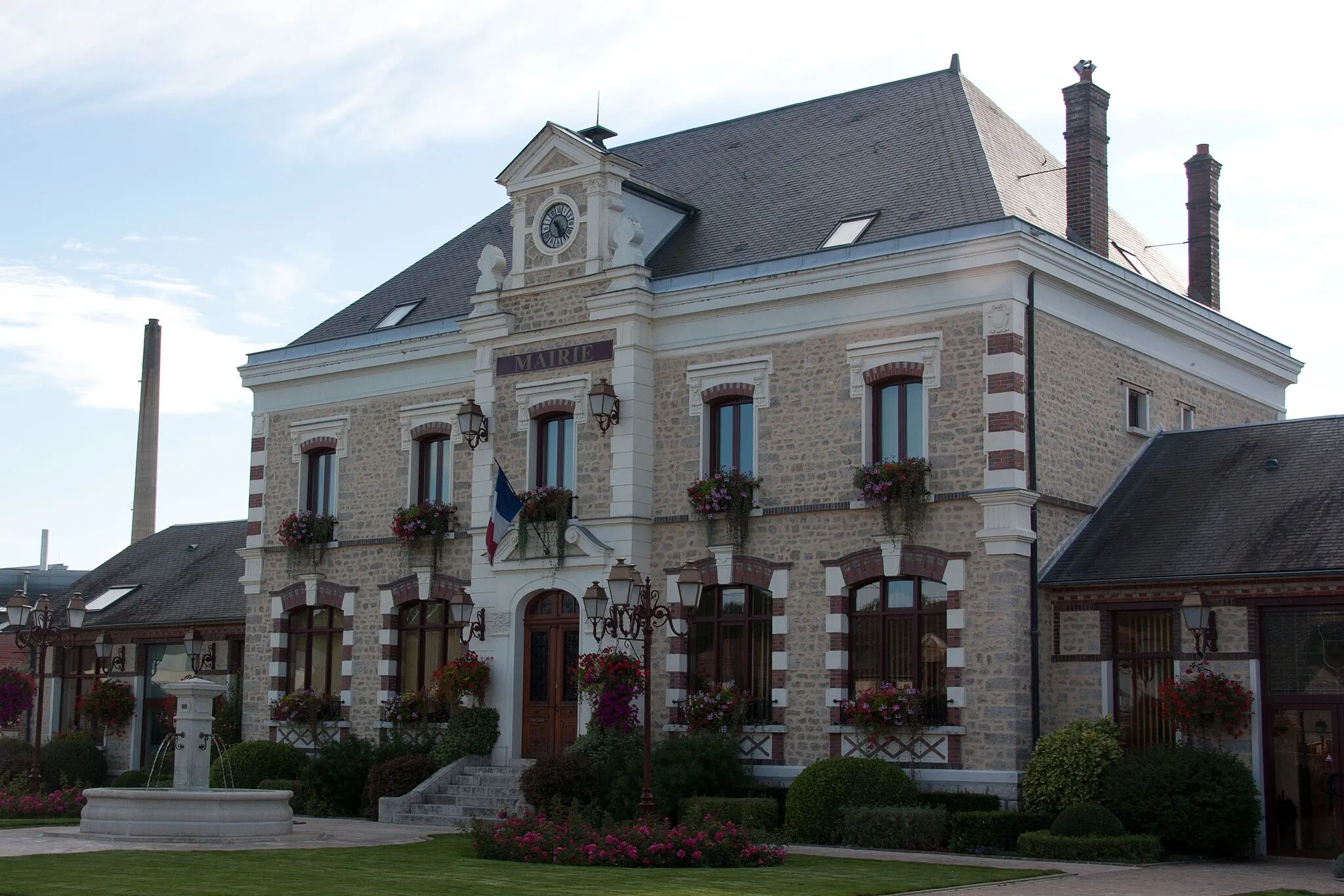Photo showing: Mairie de Bagneaux-sur-Loing, Bagneaux-sur-Loing,  Seine-et-Marne, France