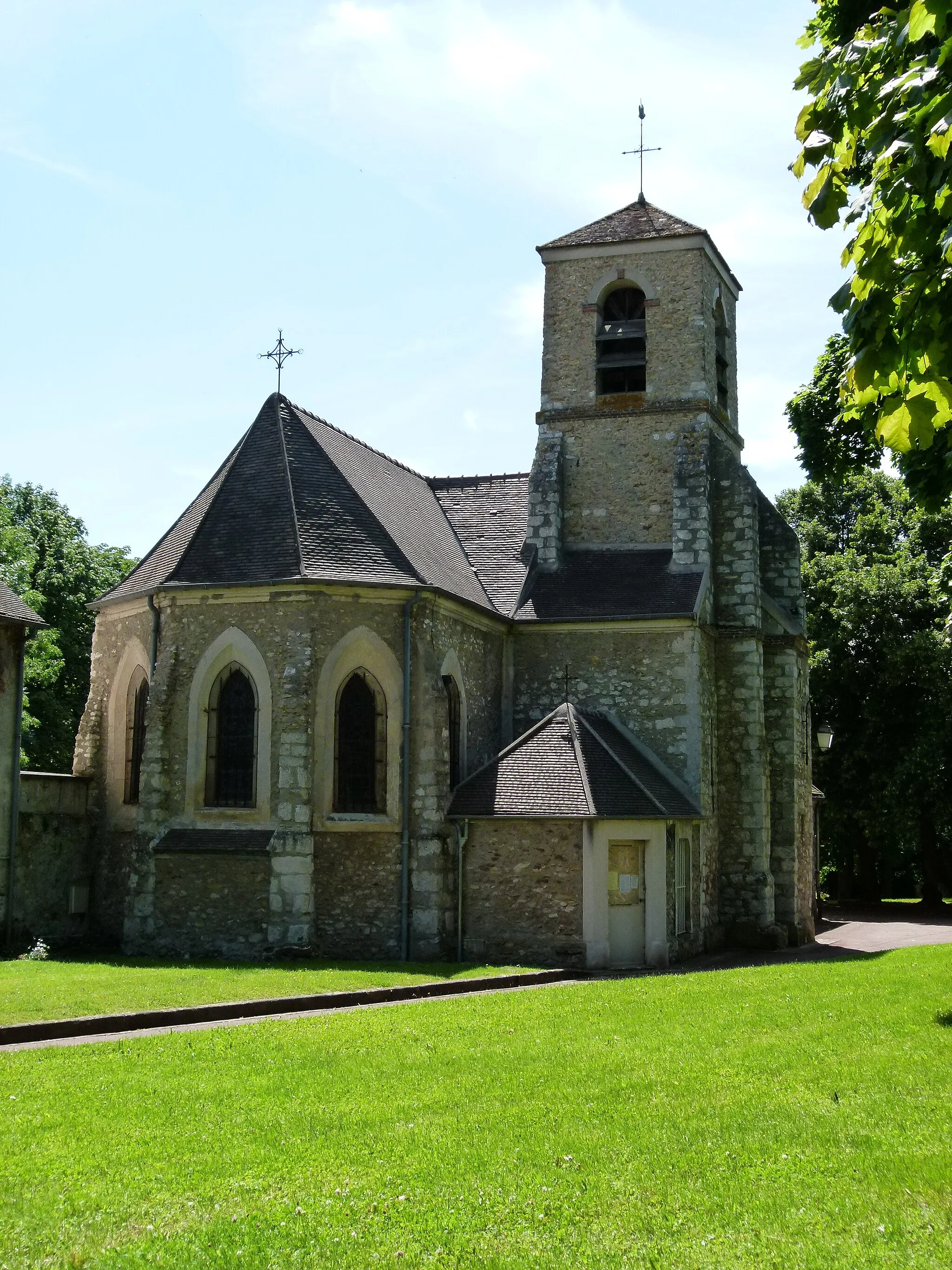 Photo showing: Eglise Saint-Pierre de Boussy-Saint-Antoine