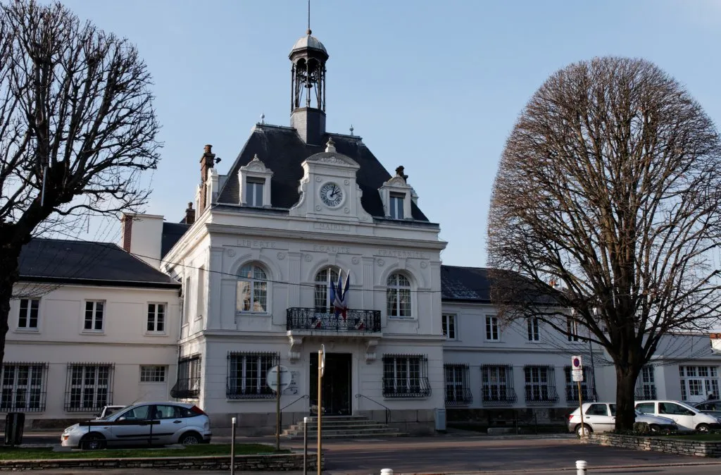 Photo showing: Mairie de Bry-sur-Marne