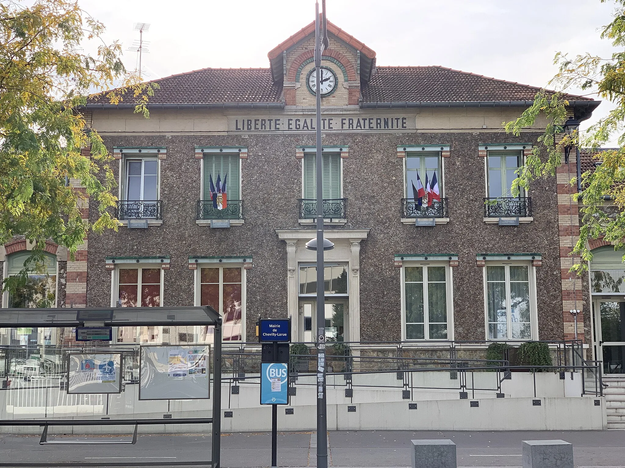 Photo showing: Ancienne mairie de Chevilly-Larue.