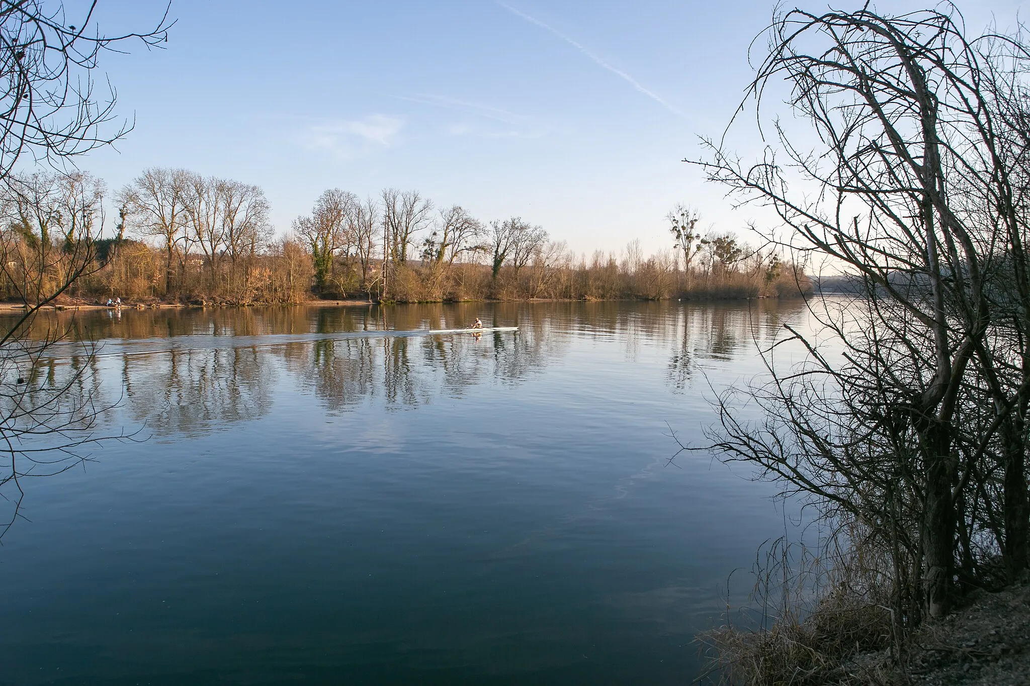 Photo showing: Vue de la Seine (rive gauche), depuis le chemin de halage à Corbeil-Essonnes (Essonne, France)