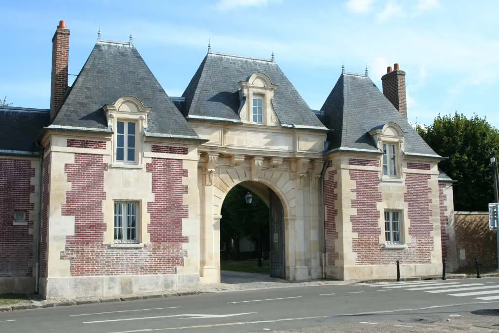 Photo showing: Pvillon d'entrée du parc de la mairie à Ecquevilly - Yvelines (France)
