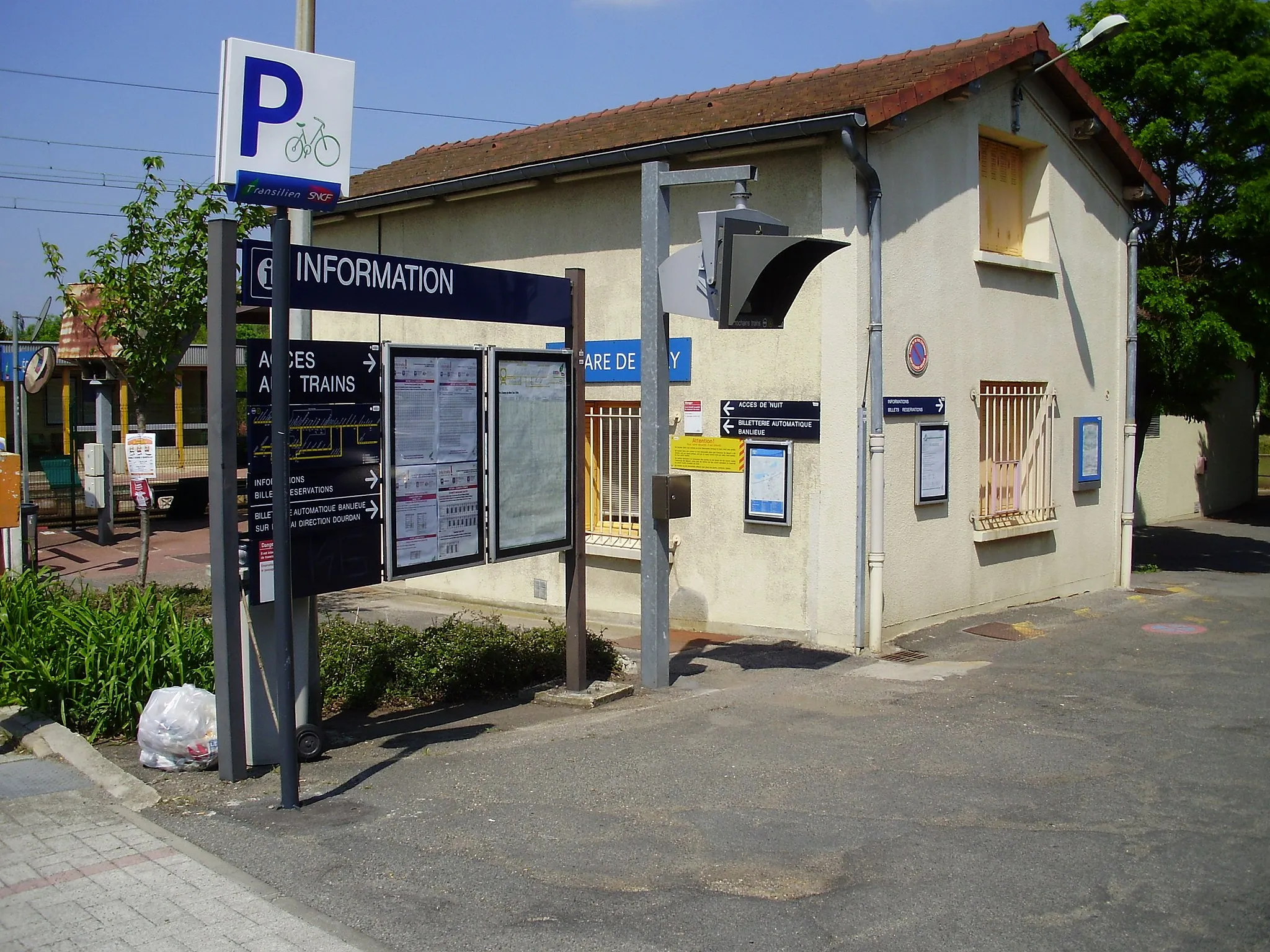 Photo showing: Égly station, Essonne, France