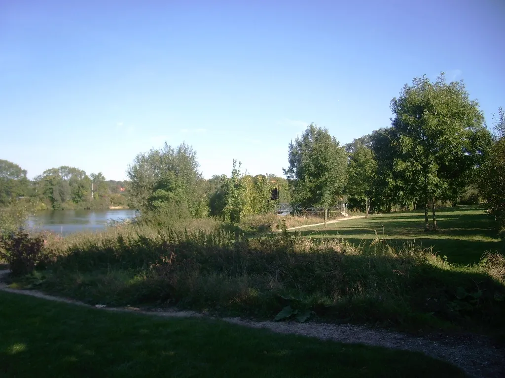 Photo showing: Parc des bords de Seine à Évry (Essonne)