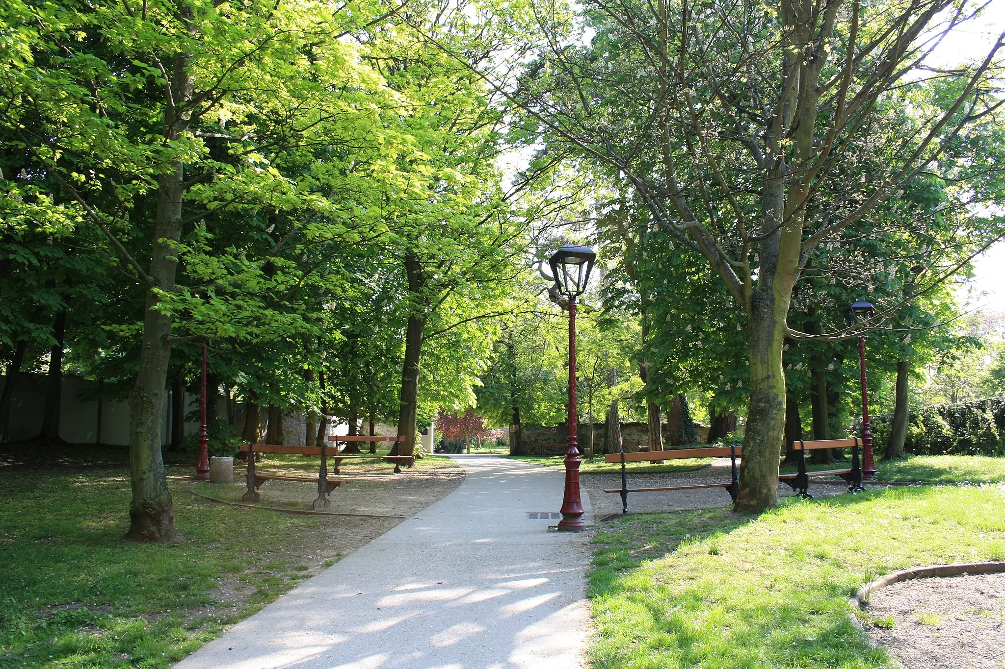 Photo showing: Park André Villette in Fresnes near Paris, France