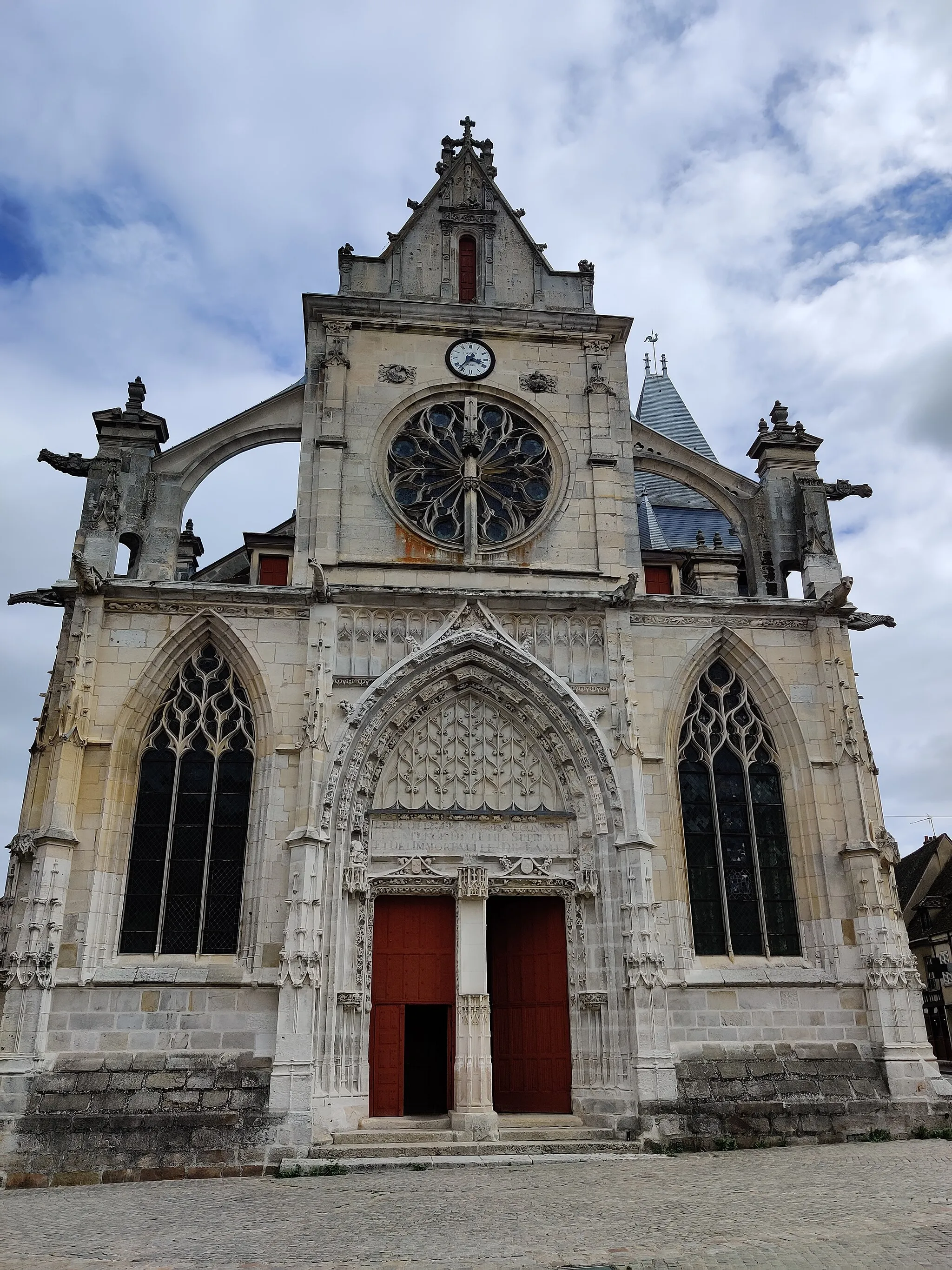 Photo showing: Église Saint-Jacques-le-Majeur-et-Saint-Christophe à Houdan (Yvelines, Île-de-France, France)