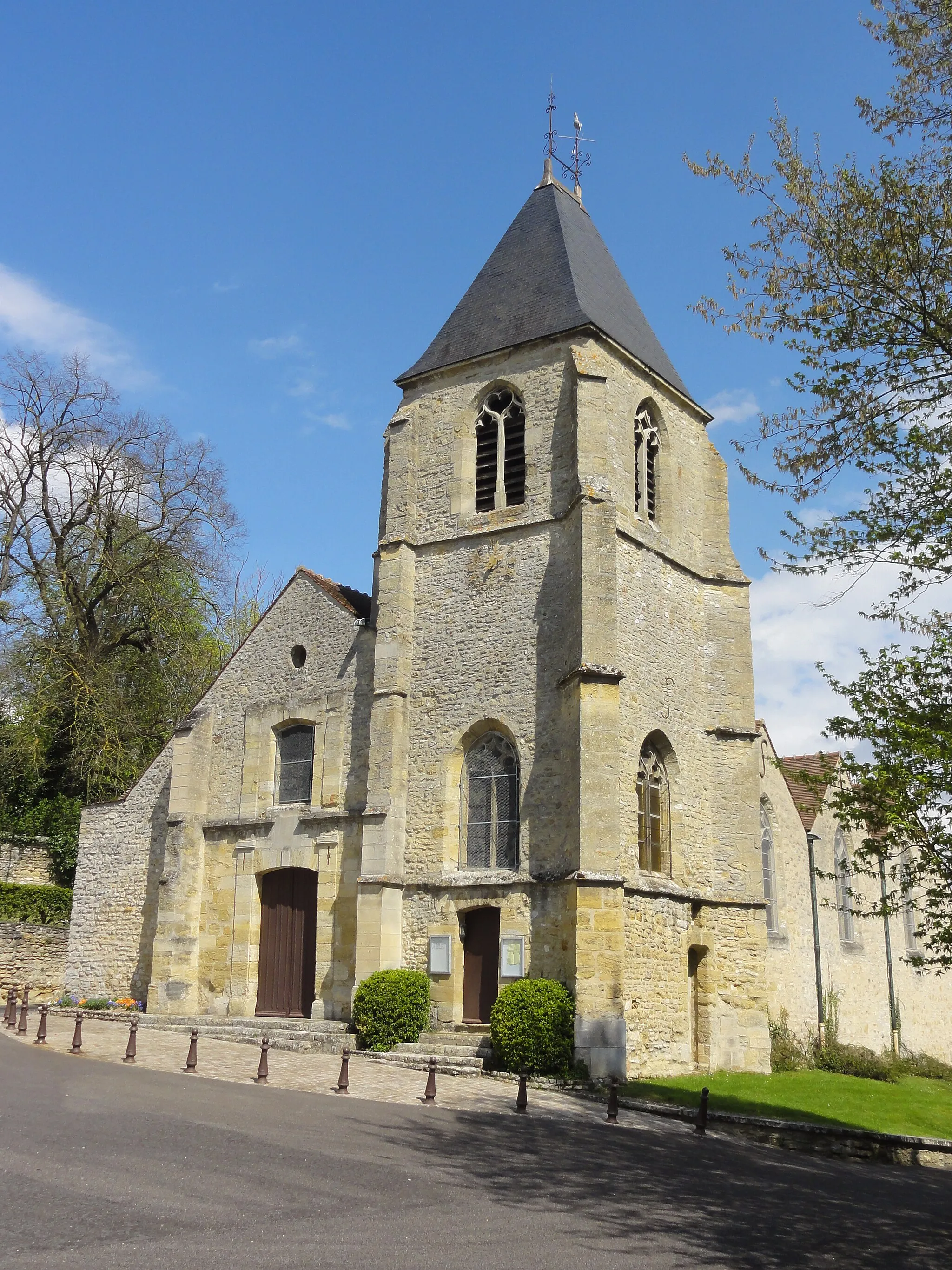 Photo showing: Église Saint-Martin d'Issou - voir titre.