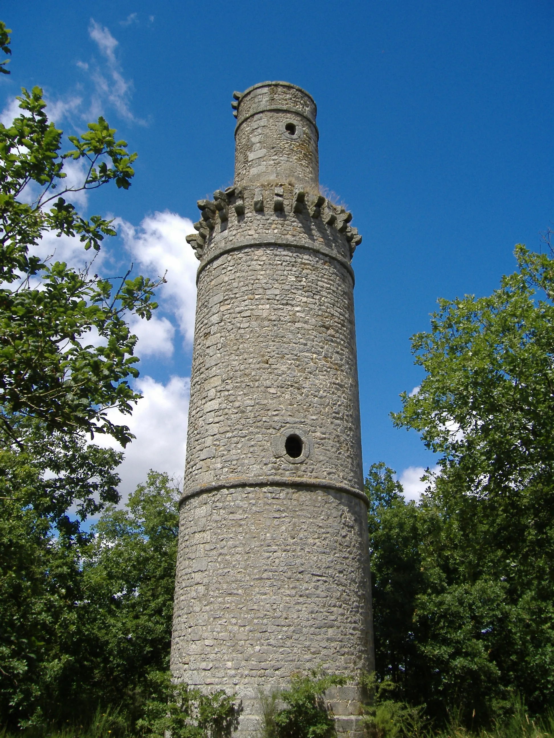 Photo showing: Pocancy Tower in Janville-sur-Juine (Essonne)