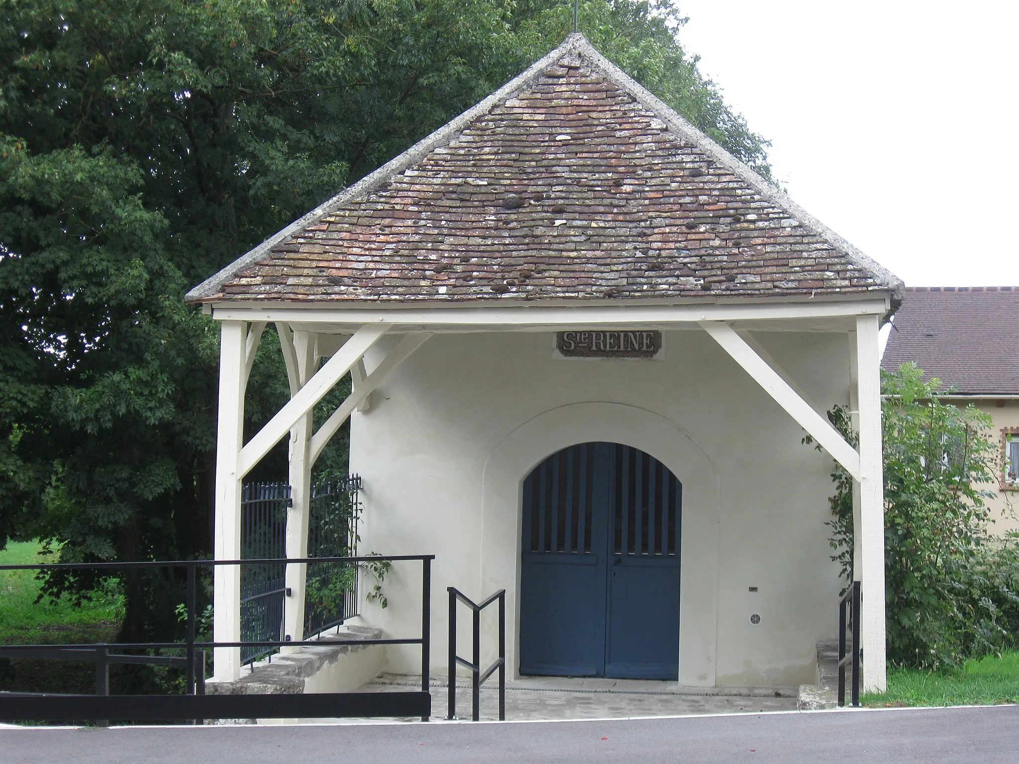 Photo showing: Chapelle Sainte-Reine au Châtelet-en-Brie. (Seine-et-Marne, région Île-de-France).