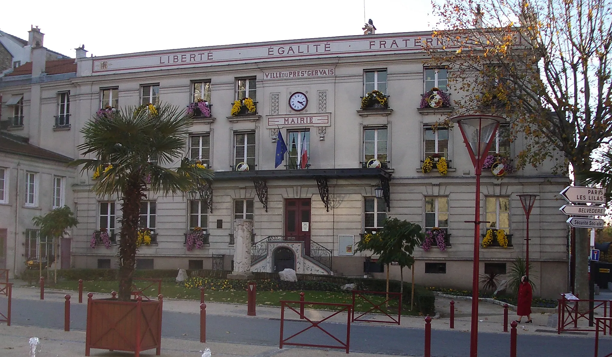 Photo showing: La mairie du Pré Saint-Gervais, ville française.