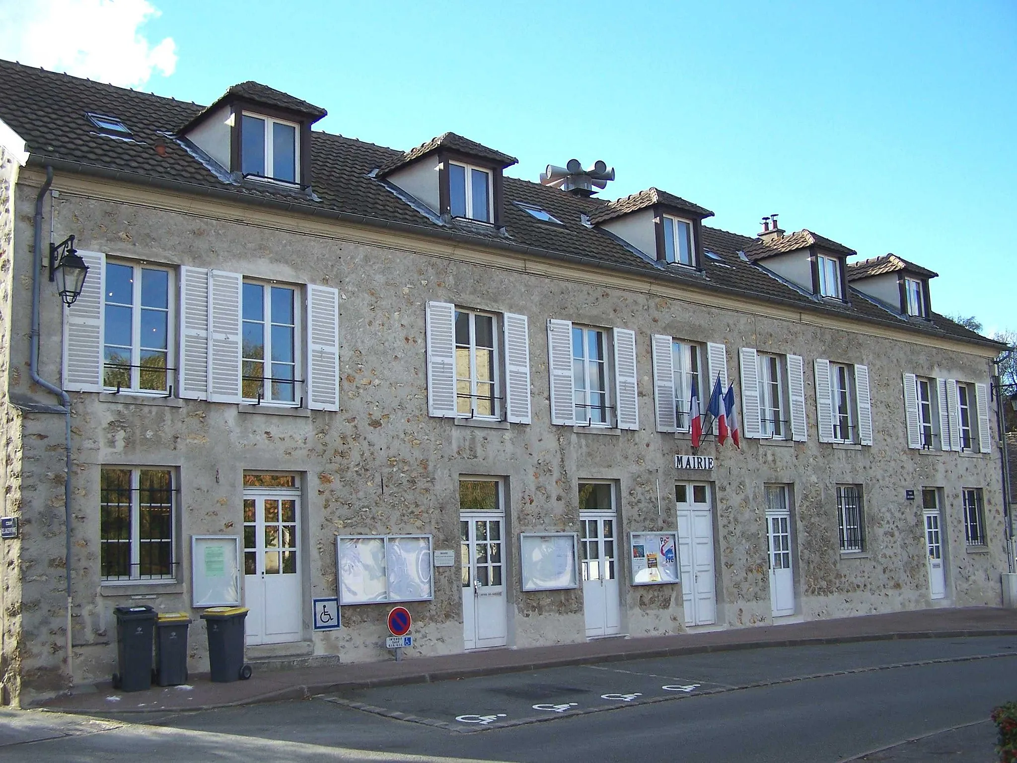 Photo showing: Mairie des Loges-en-Josas (Yvelines, France)