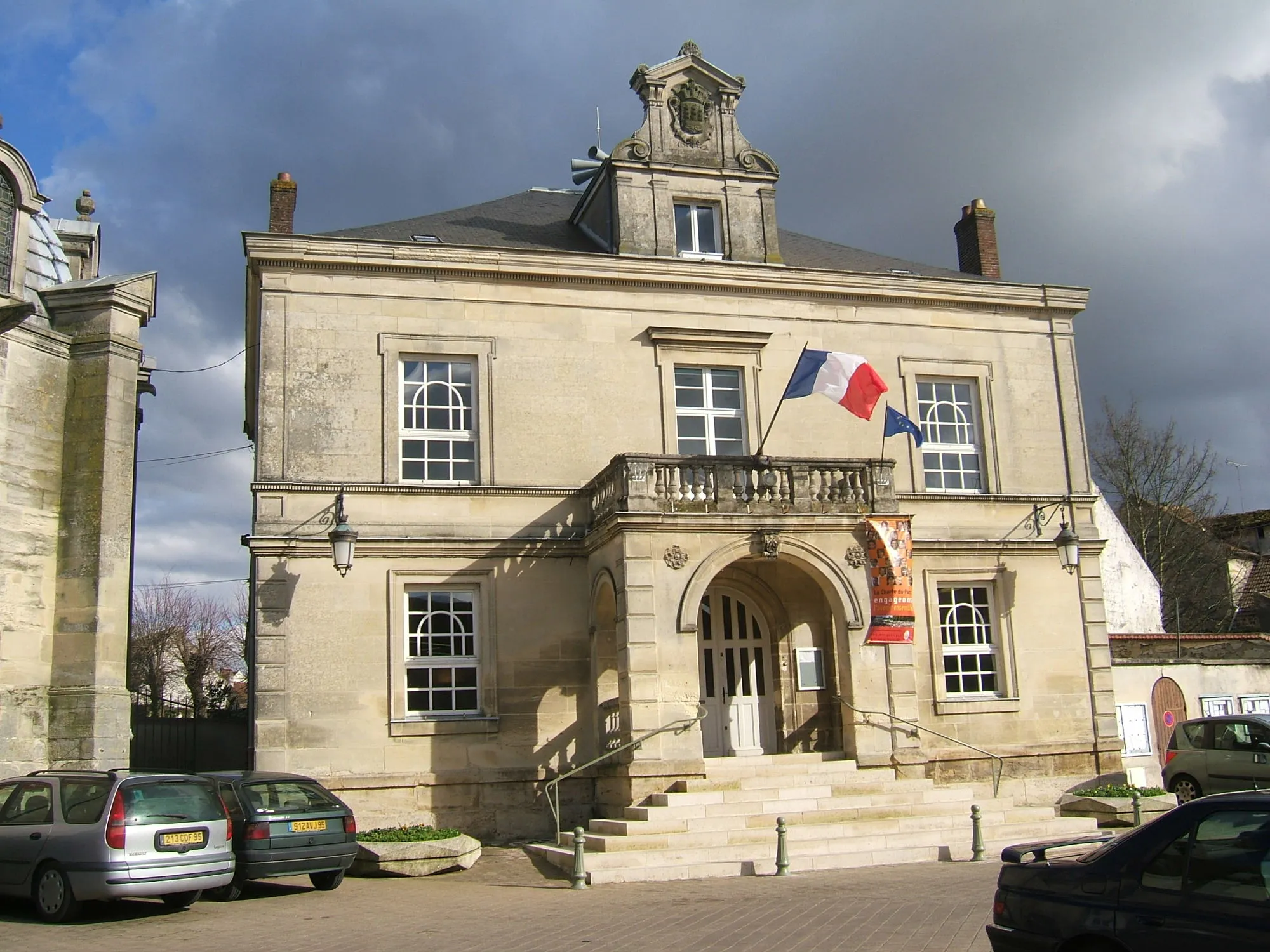 Photo showing: Mairie de Marines (Val-d'Oise) / Townhall of Marines (Val-d'Oise)
