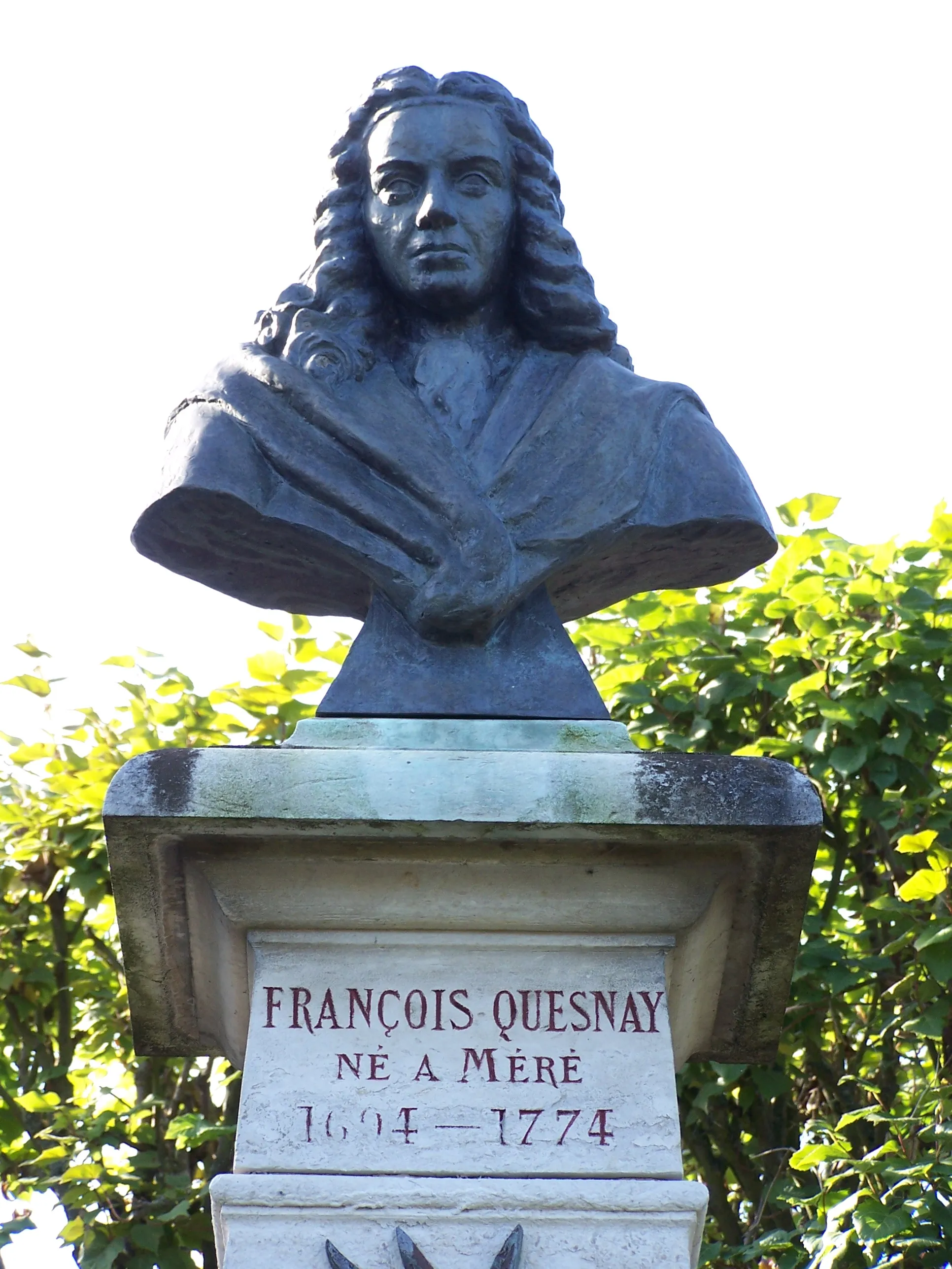 Photo showing: Buste de François Quesnay à Méré (Yvelines, France)