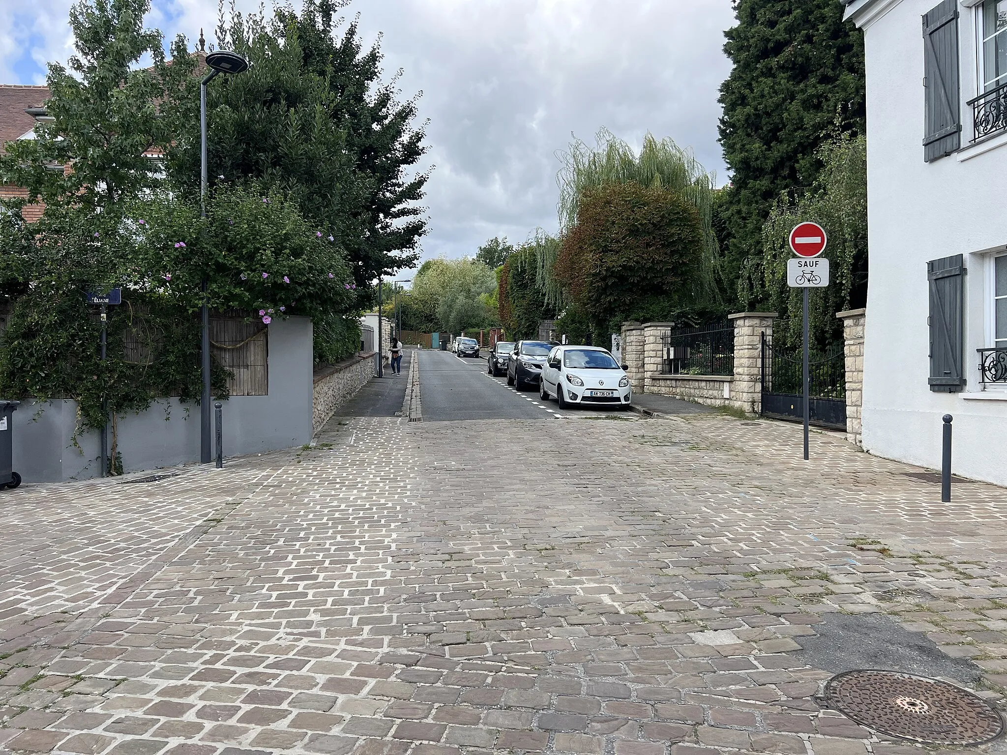 Photo showing: Rue Valentine, Meudon.