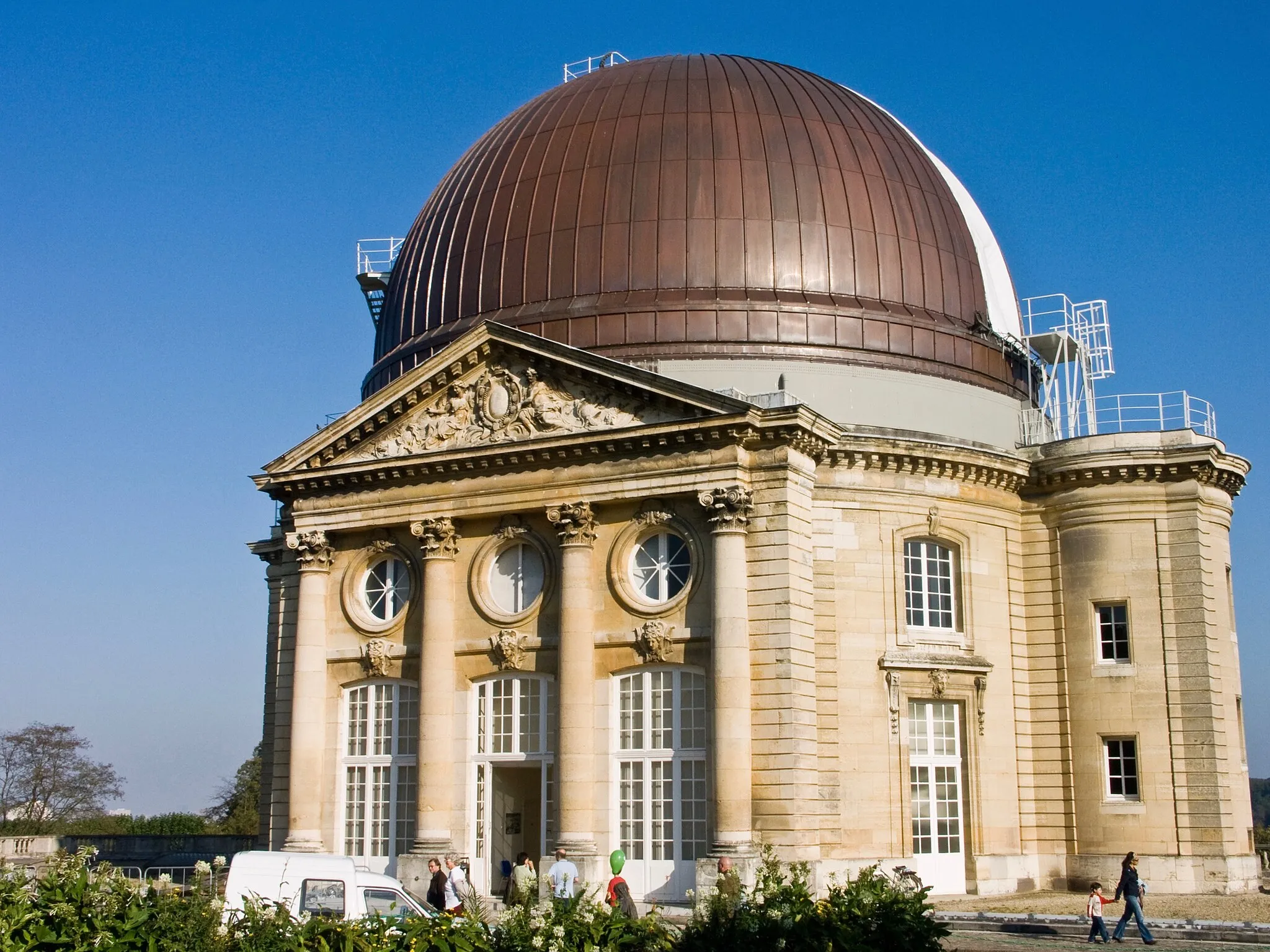 Photo showing: La Grande Coupole de l'Observatoire de Meudon (abritant la Grande Lunette)