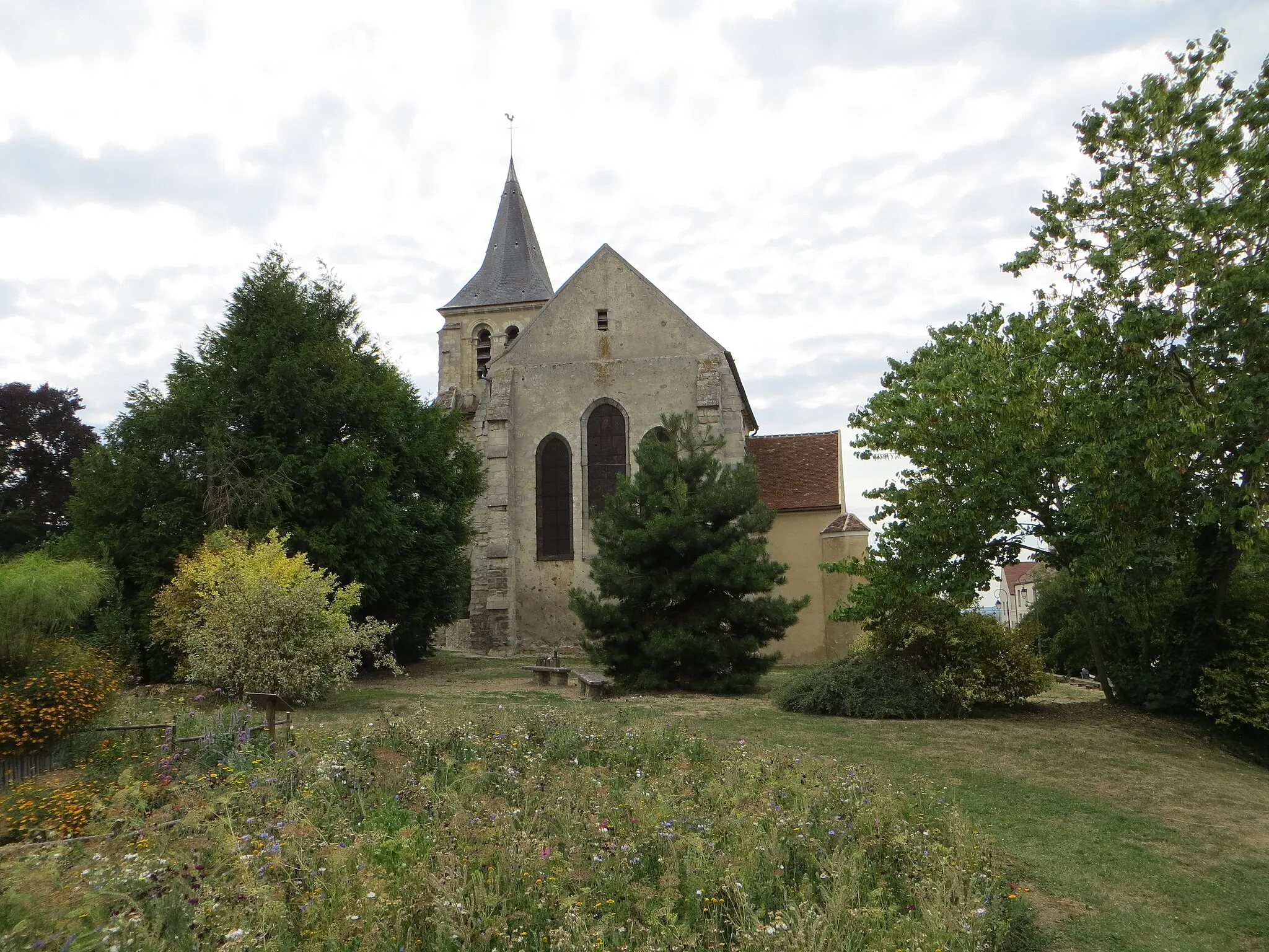 Photo showing: Vue de l'église